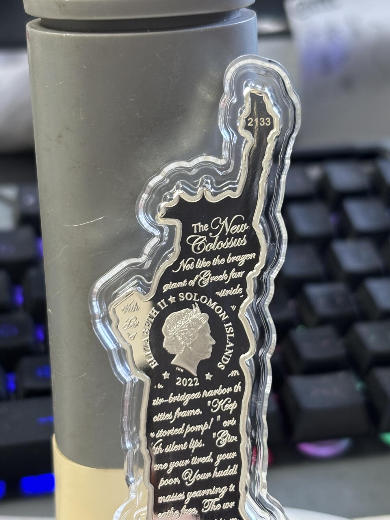 第183期拍卖 所罗门2022年美国自由女神2盎司异形彩色纪念银币，999银，发行2500枚，有氧化