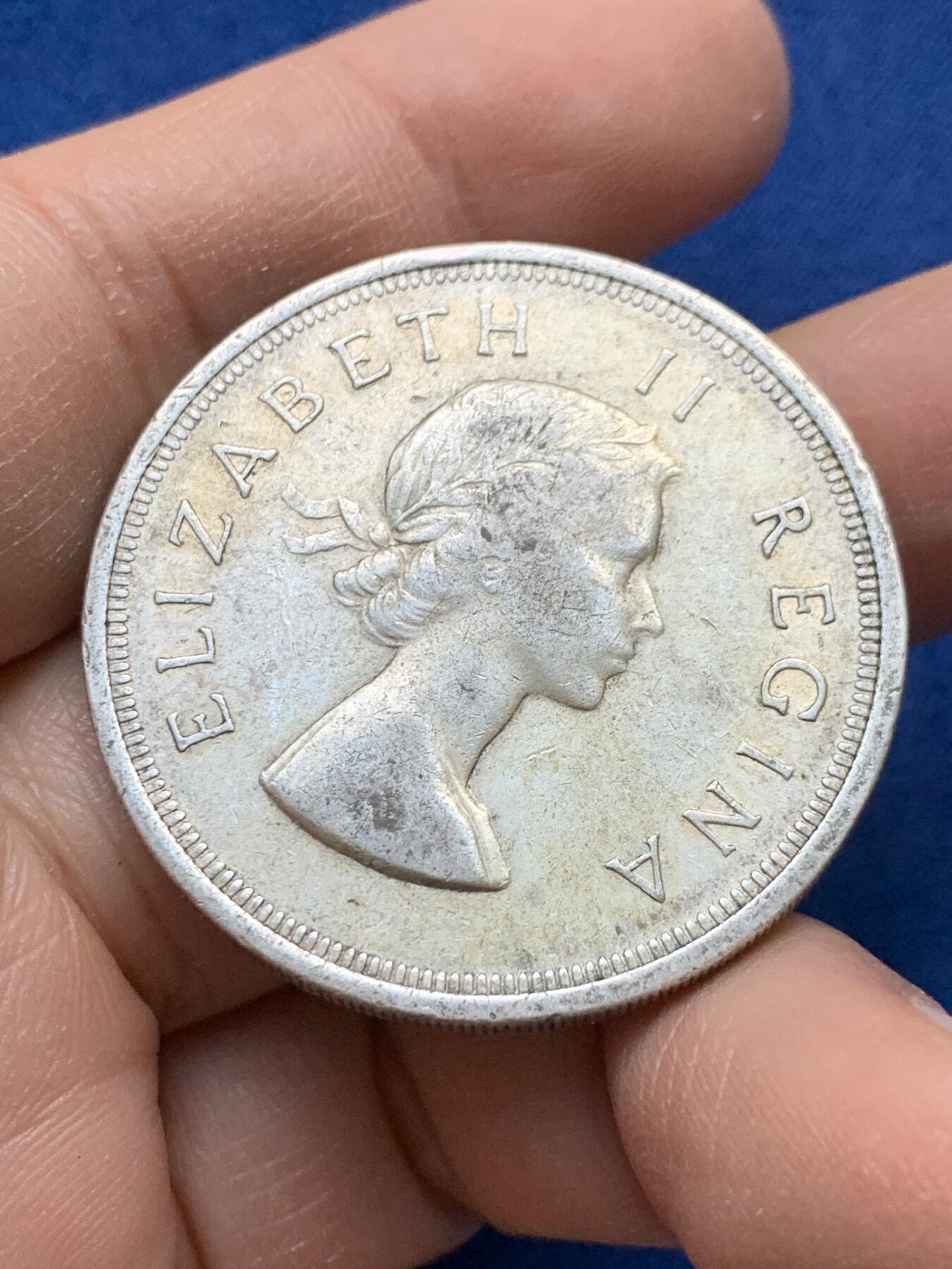 《竞宝斋》第443场 周日，周一，2场连拍 （全场包邮） 南非1957年跳羚5先令克朗型银币