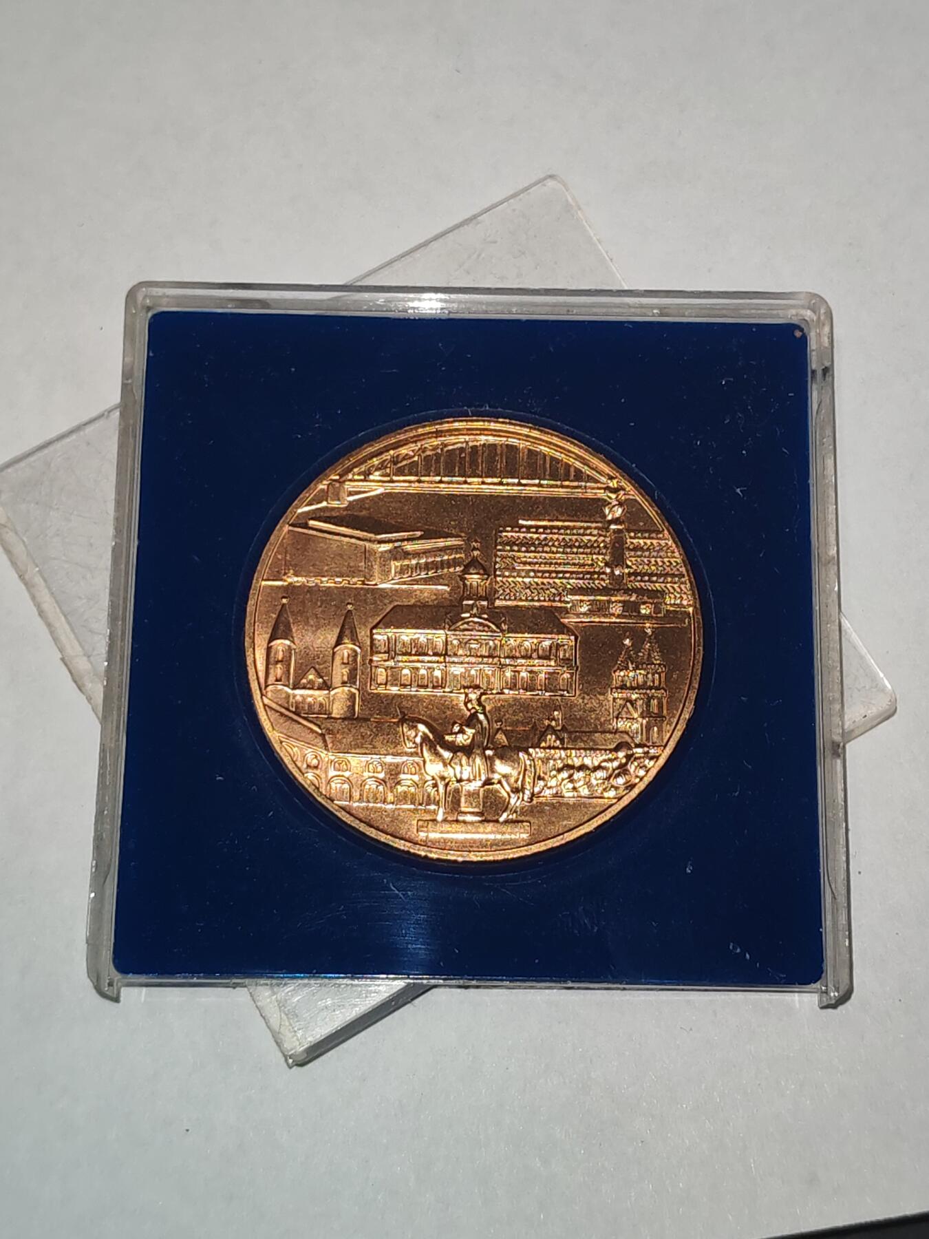 韵星假日拍卖第三十一期 -- Rimey Holidays Auction 31 民主德国马格德堡1979建成纪念奖章带原盒