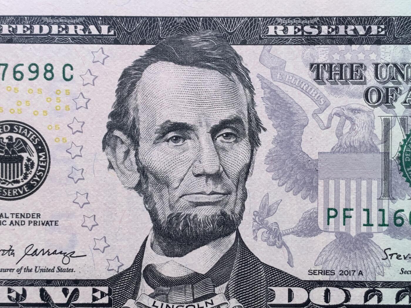 《竞宝斋》第443场 周日，周一，2场连拍 （全场包邮） ACG 67EPQ 美国 2017年5美元