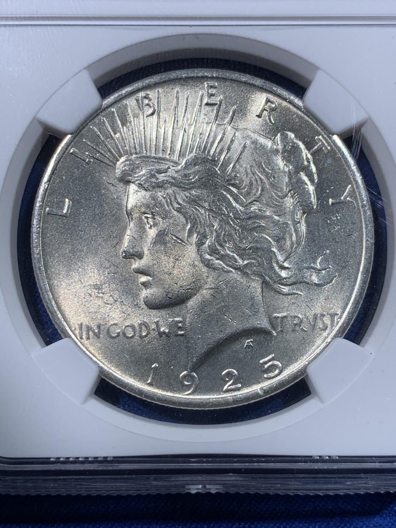 《竞宝斋》第443场 周日，周一，2场连拍 （全场包邮） NGC MS62 美国1925年和平女神大银币