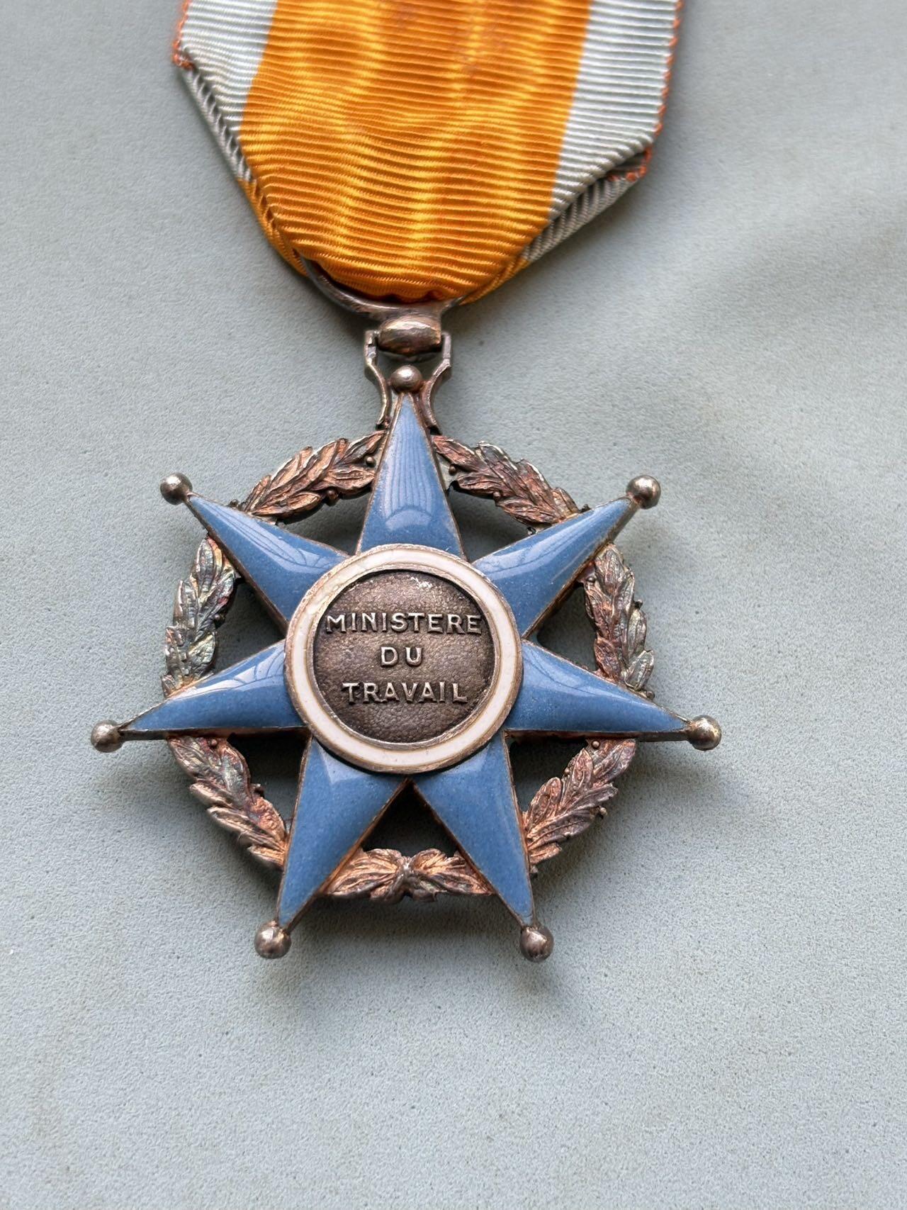 盛世勋华——号角文化勋章邮票专场拍卖第291期 法国骑士级社会功绩勋章 银制 带银标