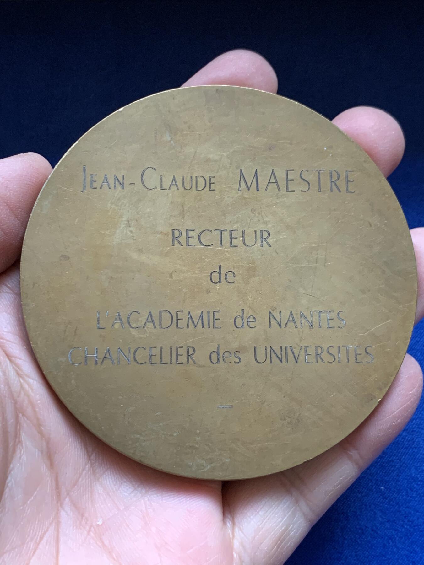 《竞宝斋》第443场 周日，周一，2场连拍 （全场包邮） 法国南特大学区区长大铜章 直径79.5mm 重量274.8g