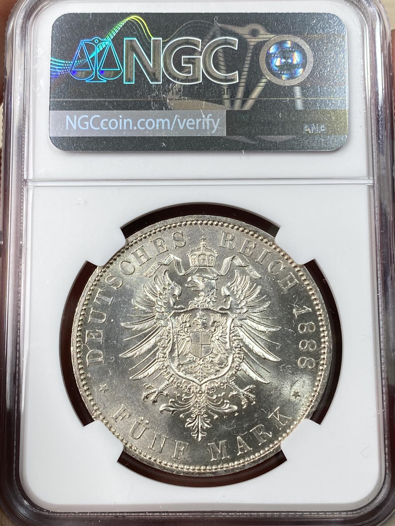 万国钱币拍卖第056期