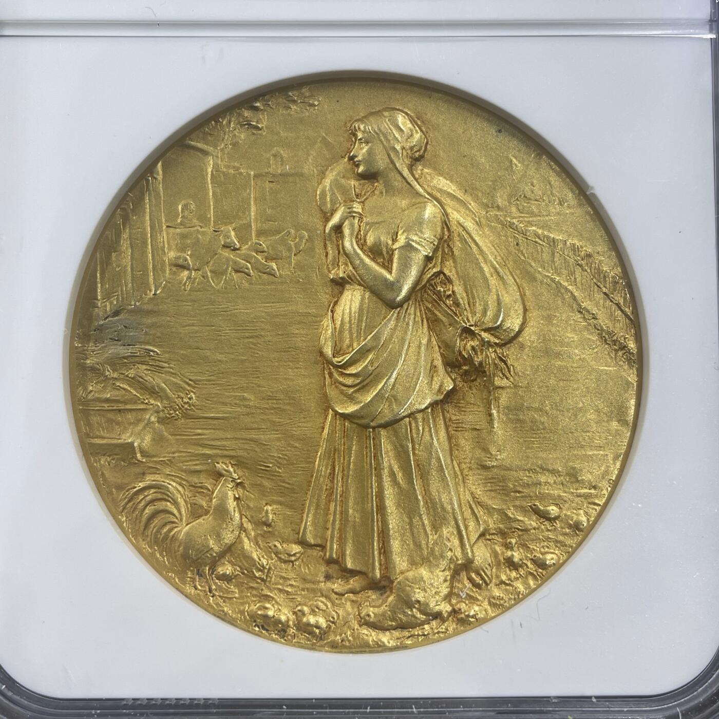 「木头集藏」章牌精品专场！ O.Roty～法国农业与耕作协会镀金银章，MS 64，直径：42 mm，大师作品，品相完美，同款收藏佳品！