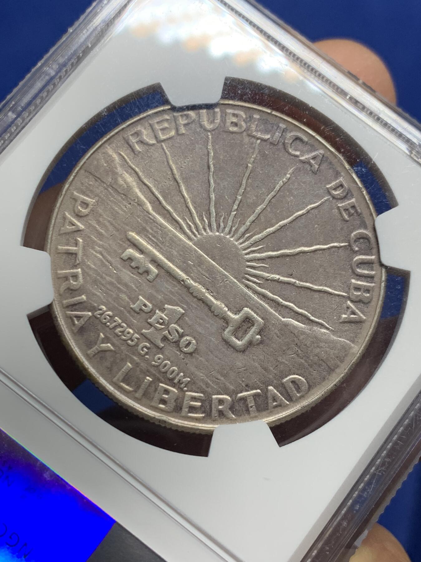 《竞宝斋》第443场 周日，周一，2场连拍 （全场包邮） NGC AUD 古巴 1953年 何塞马丁百年纪念 1比索大银币