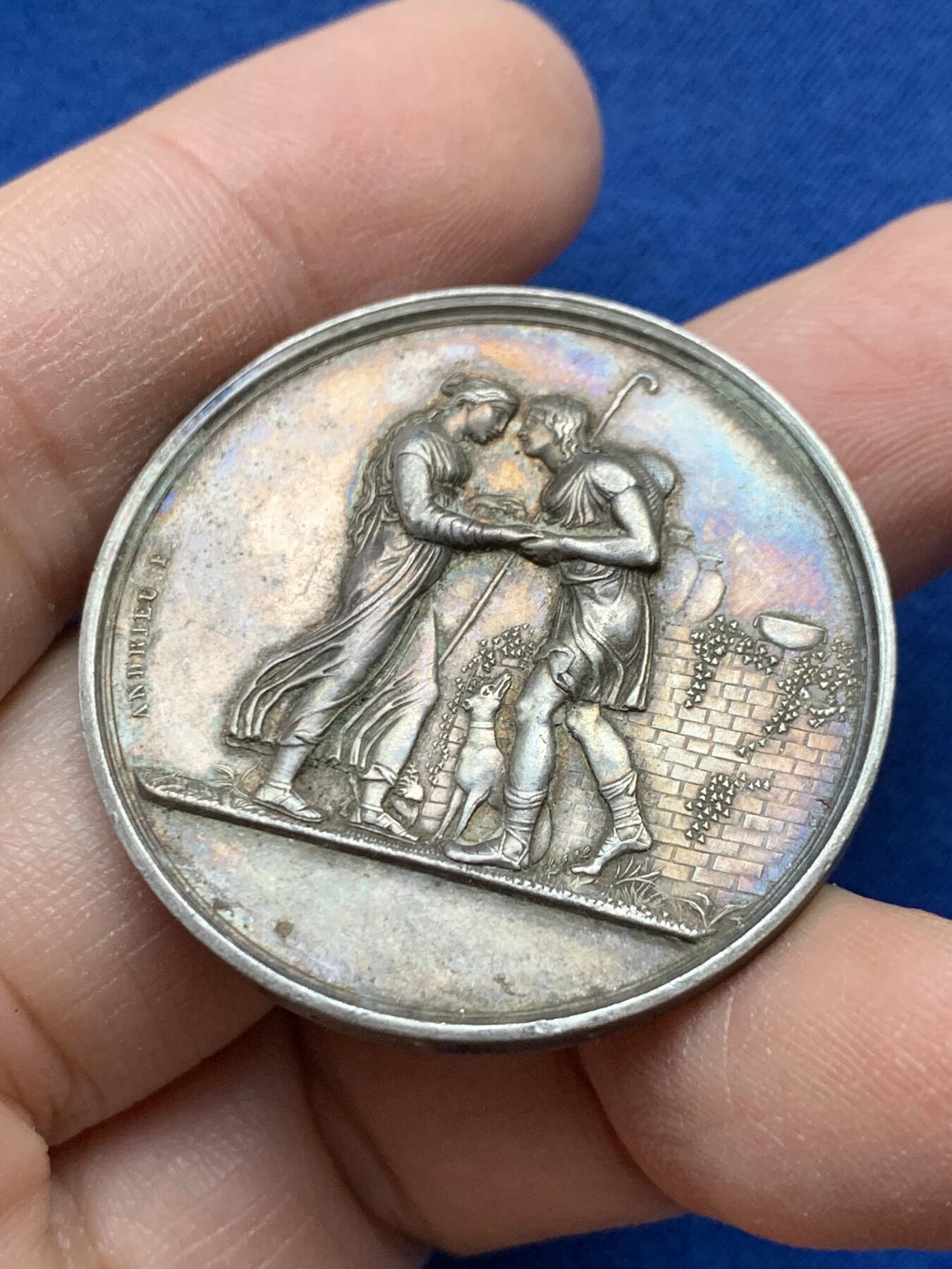 《竞宝斋》第443场 周日，周一，2场连拍 （全场包邮） 法国婚章 22克 36.8mm 1873 蜜蜂银标 背面刻画漂亮