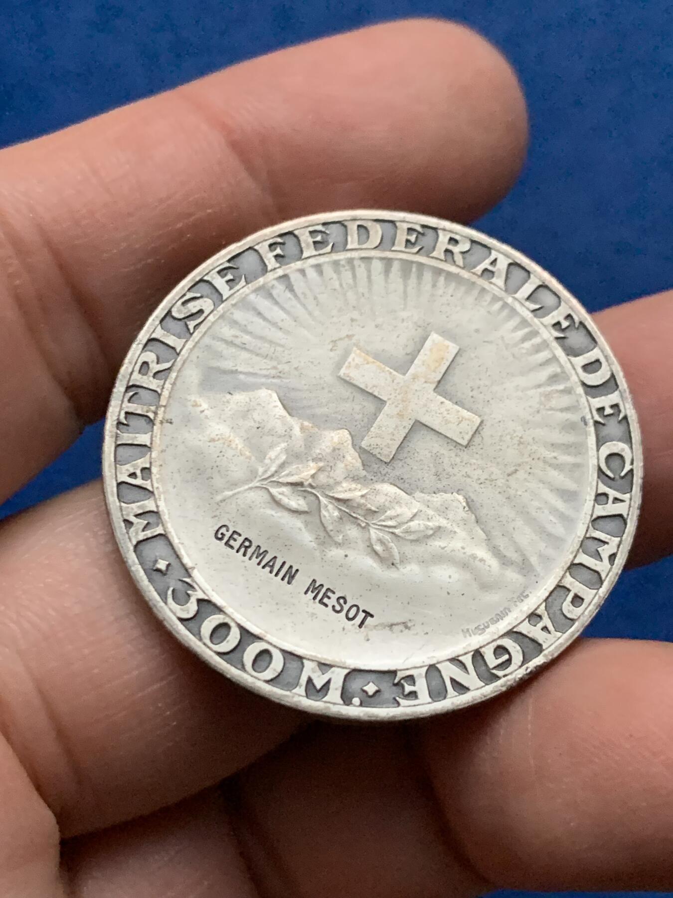 《竞宝斋》第443场 周日，周一，2场连拍 （全场包邮） 瑞士射击节女神银章，带原盒，约1920，35MM，19.5克左右，目录编号1974