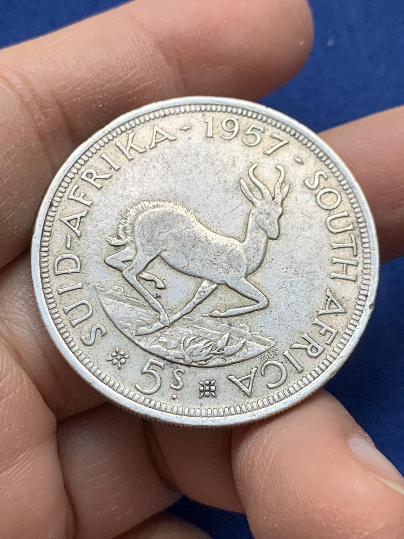 《竞宝斋》第443场 周日，周一，2场连拍 （全场包邮） 南非1957年跳羚5先令克朗型银币