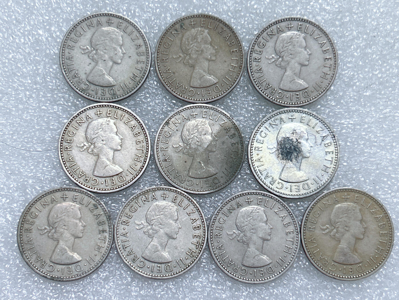 第一海外回流一元起拍收藏 散集专场  第274期 英国站狮版1先令硬币 10枚