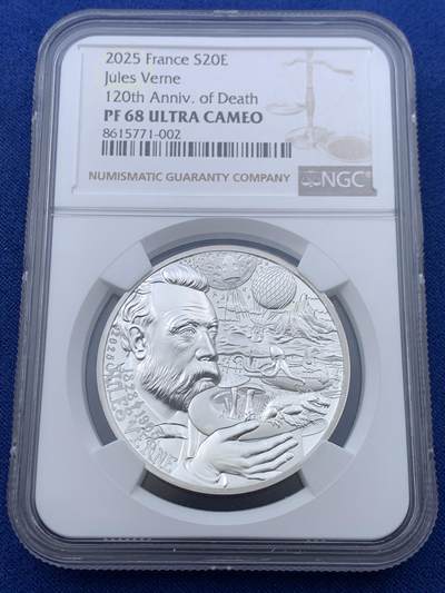 《竞宝斋》第443场 周日，周一，2场连拍 （全场包邮） - NGC PF68UC 法国2025年笔尖艺术儒勒凡尔纳逝世120周年20欧元浮雕精制银币（1盎司，999银，37MM币径，限量3千枚，盒证齐全）