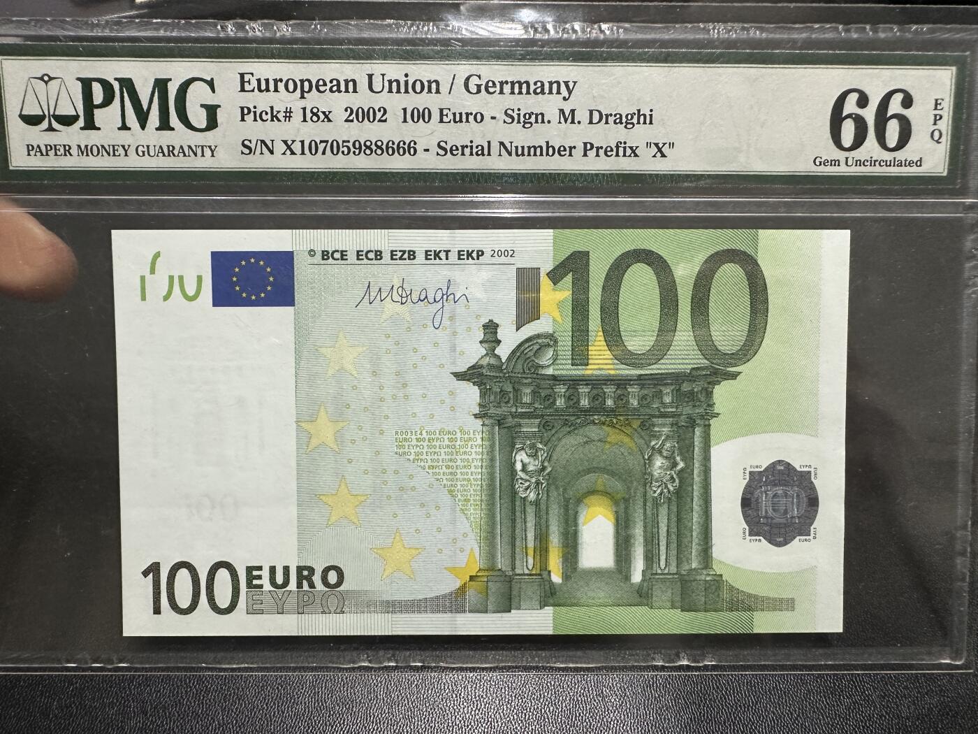 《外钞收藏家》第五百九十期（欧洲强钞、港币、硬通货及丰富裸币大拍场）（本平台长期征集拍品、欢迎藏友们联系合作） 2002年三签100欧元 PMG66 德国版 豹子号666 