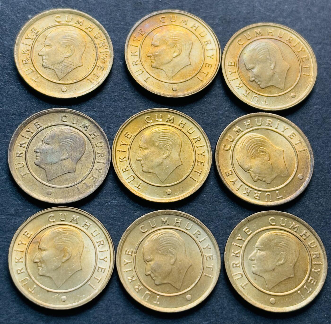 文馨钱币收藏第 284 场，【 长期接收代拍品】老藏家拍品南朝鲜李承晚时期货币，泰国大型纪念币，土耳其各时期及各国套币场 原铜光 2015-2017 年土耳其 10 库鲁 9 枚