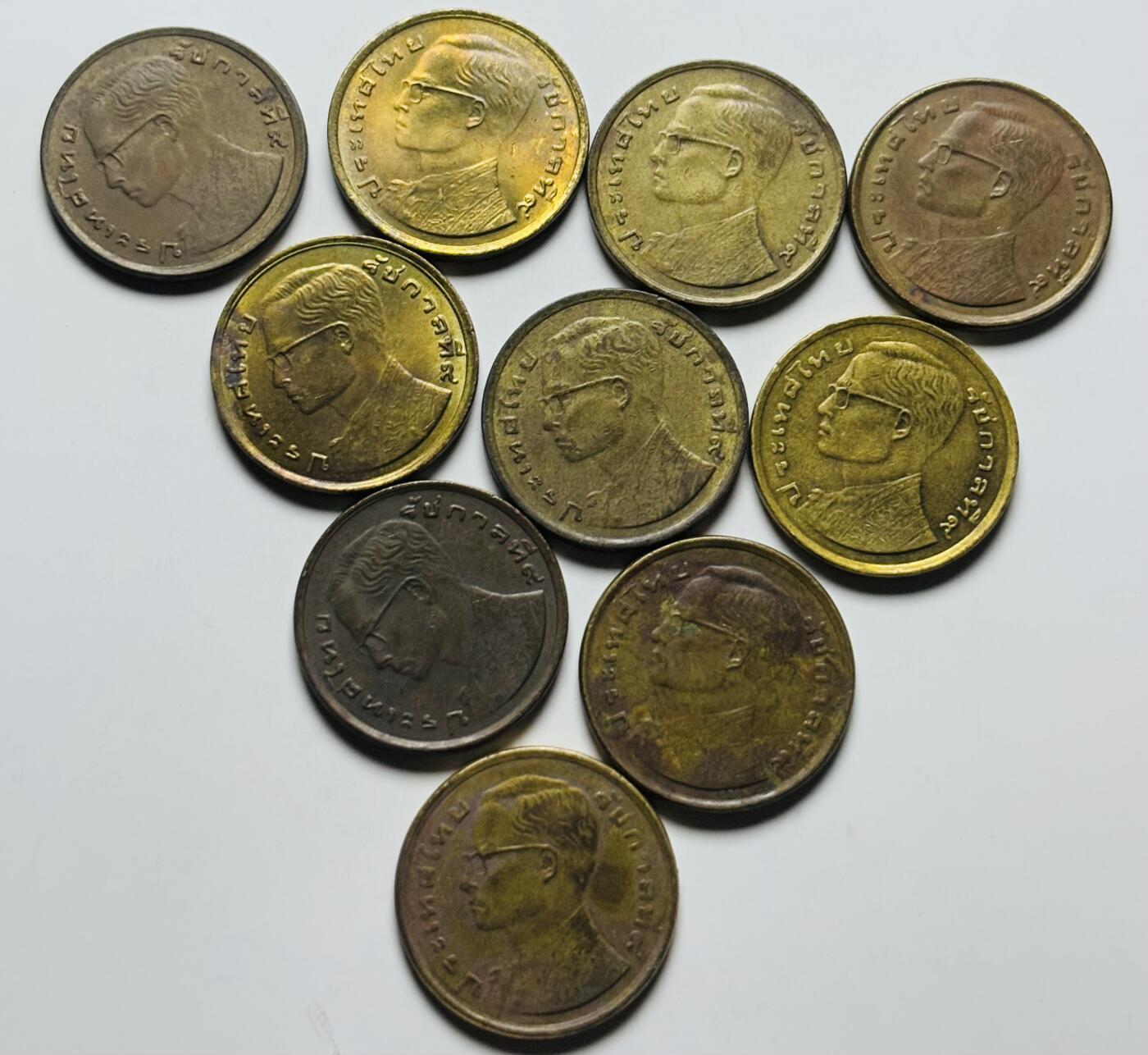 文馨钱币收藏第 284 场，【 长期接收代拍品】老藏家拍品南朝鲜李承晚时期货币，泰国大型纪念币，土耳其各时期及各国套币场 早期泰王 10 枚铜币