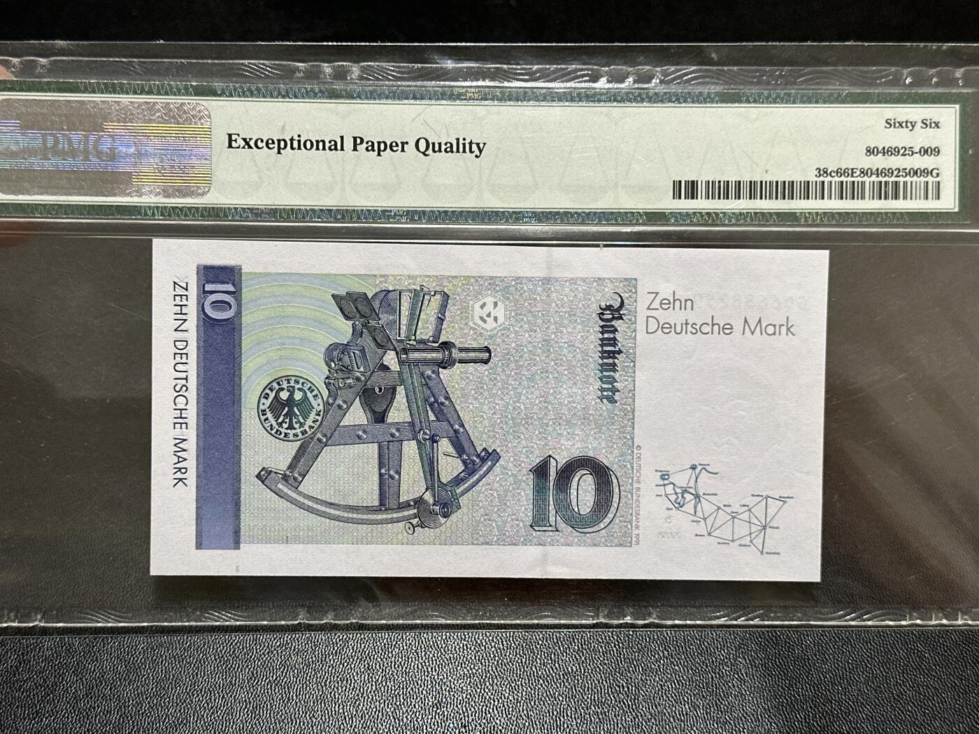 《外钞收藏家》第五百九十期（欧洲强钞、港币、硬通货及丰富裸币大拍场）（本平台长期征集拍品、欢迎藏友们联系合作） 1993年德国末版10马克 PMG66 靓号