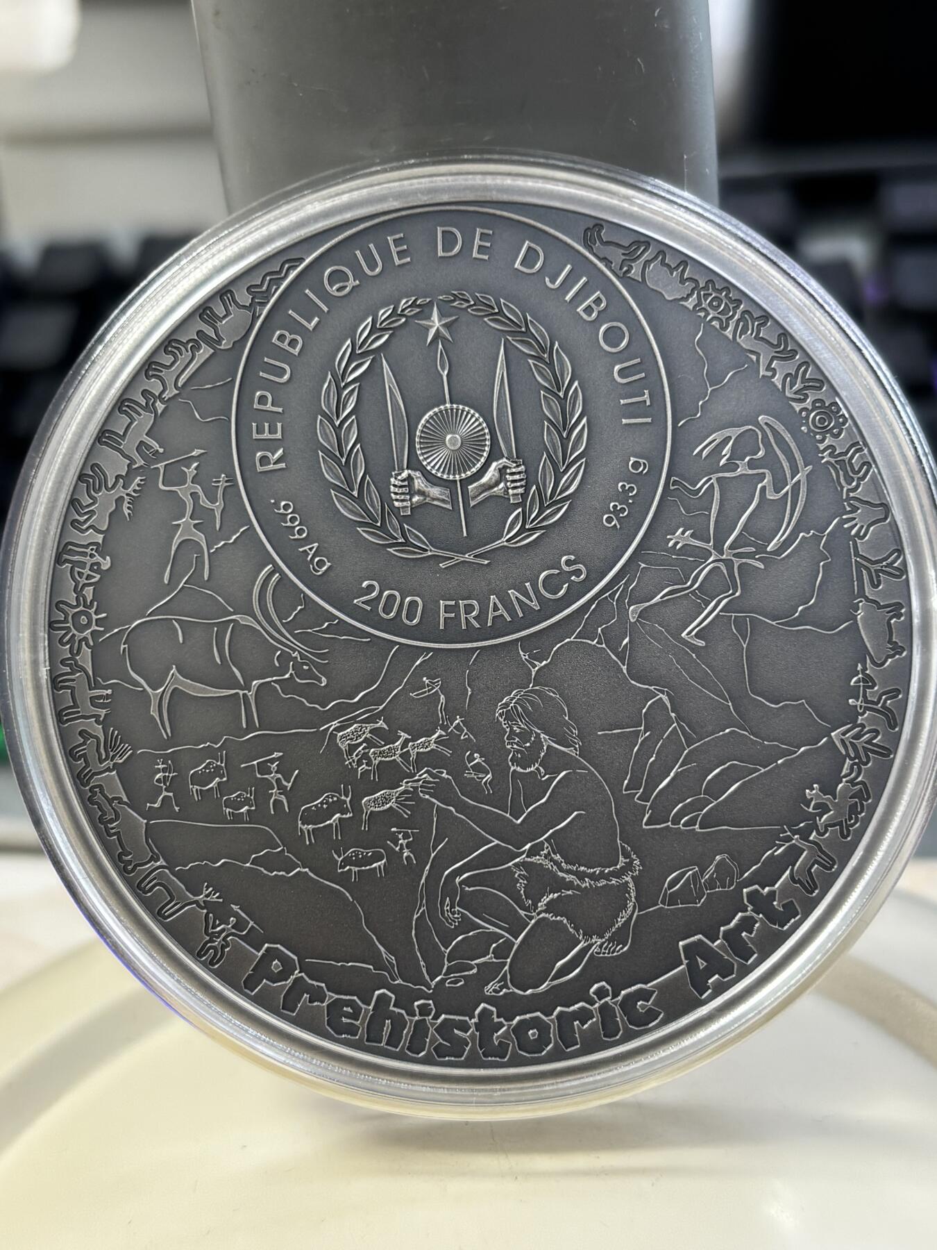 第184期拍卖 吉布提2023年史前艺术系列1岩石Abourma3盎司银币，999银，发行499枚