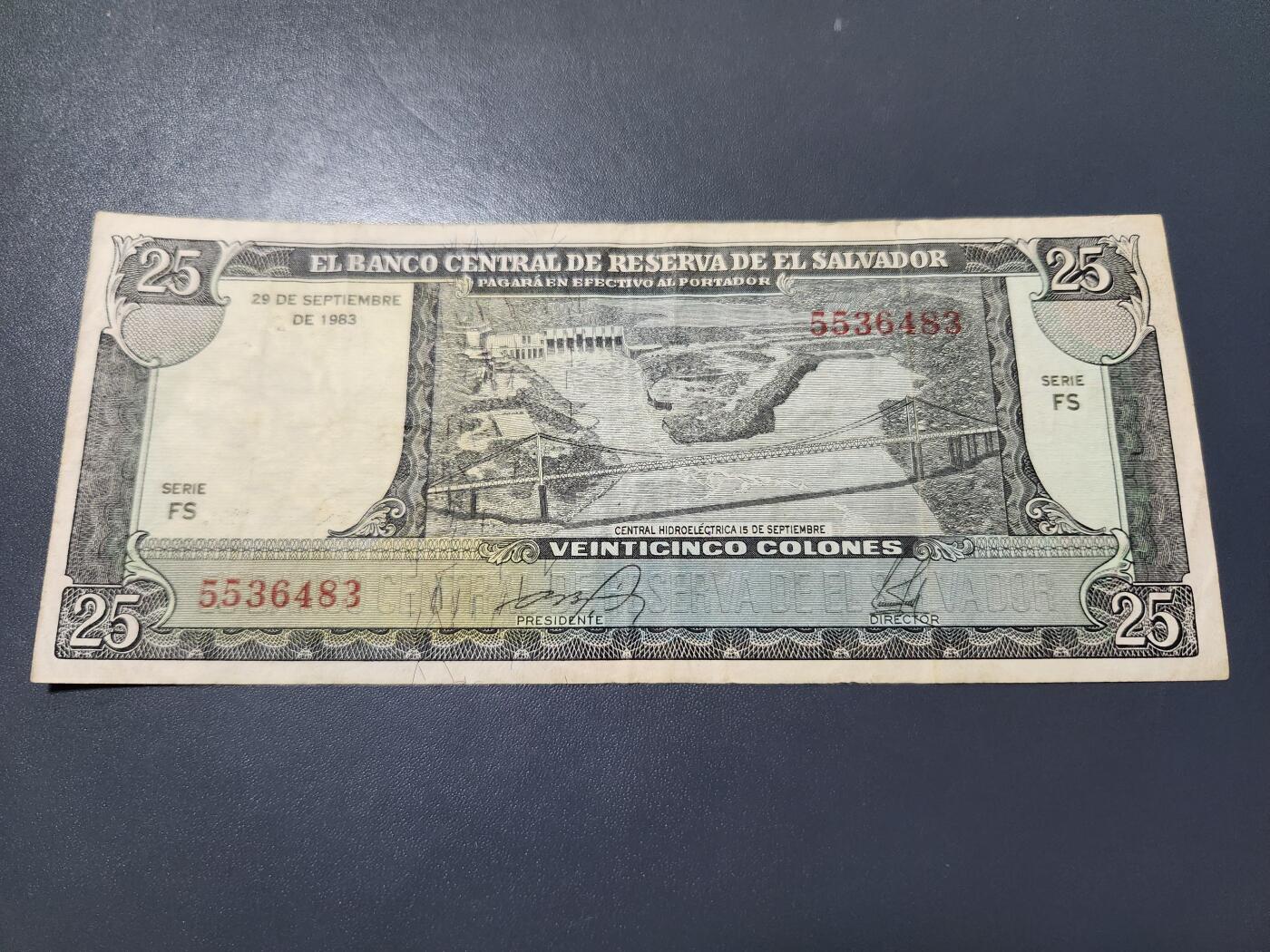 12月3号晚上8点 外国纸币自动截拍第67场 背面大头版