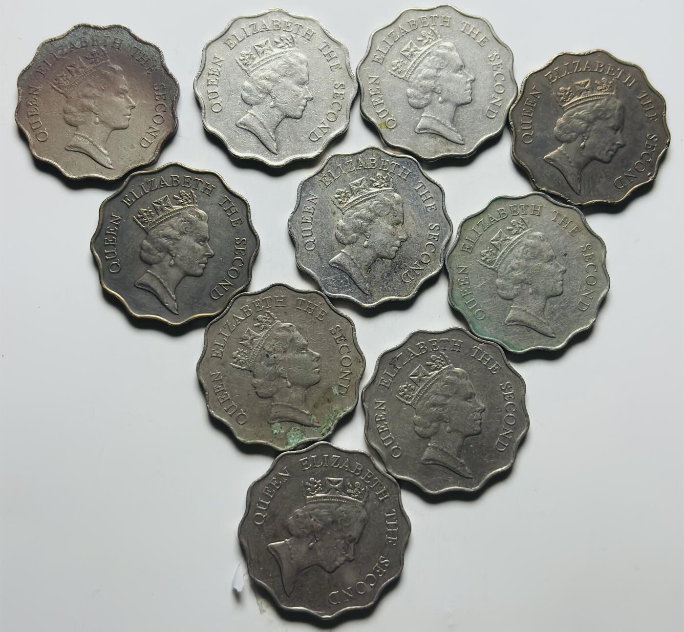 文馨钱币收藏第 284 场，【 长期接收代拍品】老藏家拍品南朝鲜李承晚时期货币，泰国大型纪念币，土耳其各时期及各国套币场 好品英属香港时期贰元 10 枚，含少年分 1987 年