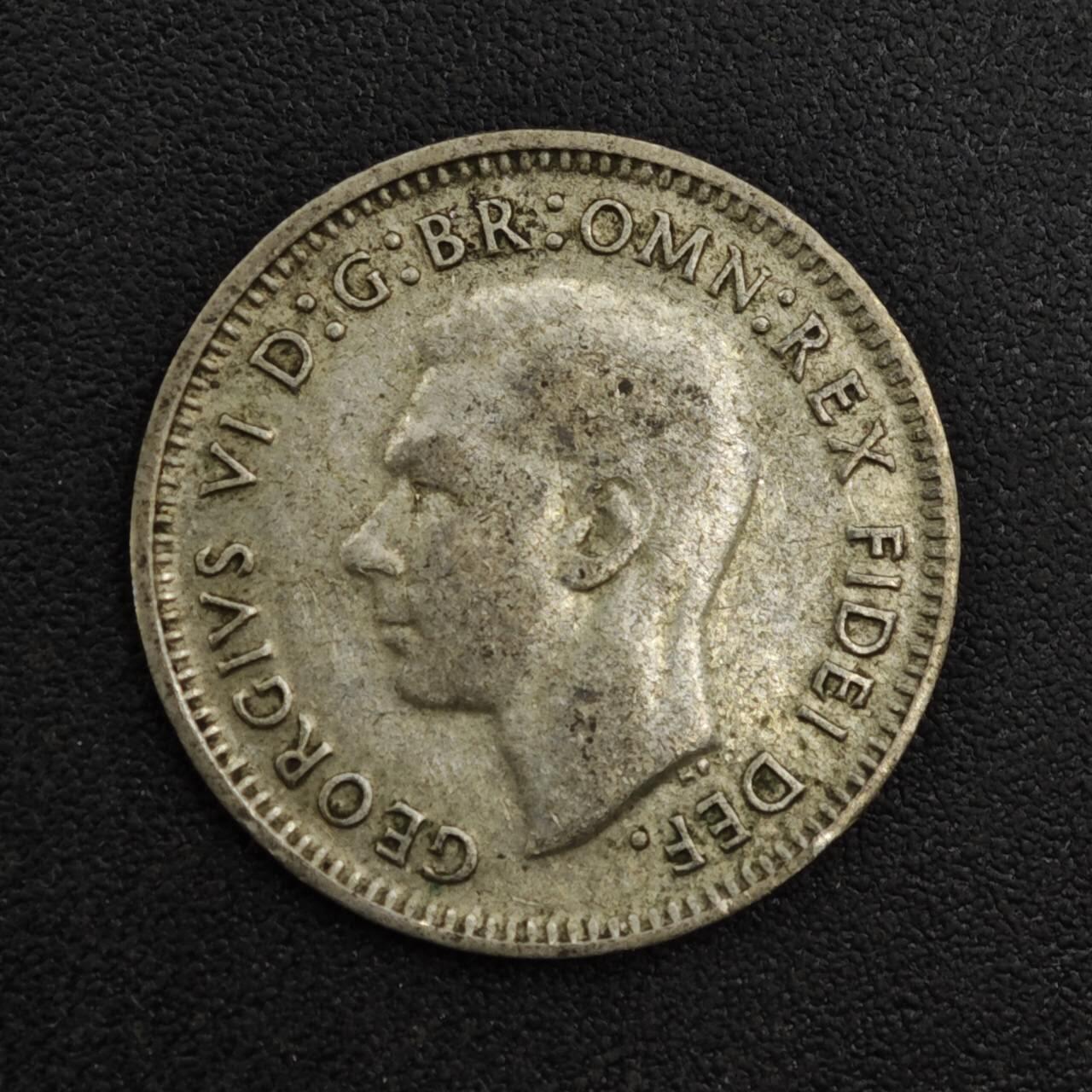 【淘币小摊】实时拍第八百一十三拍   散币场   满百包邮可预留二周 每周一统一发货   澳大利亚1951年乔治六世3便士银币