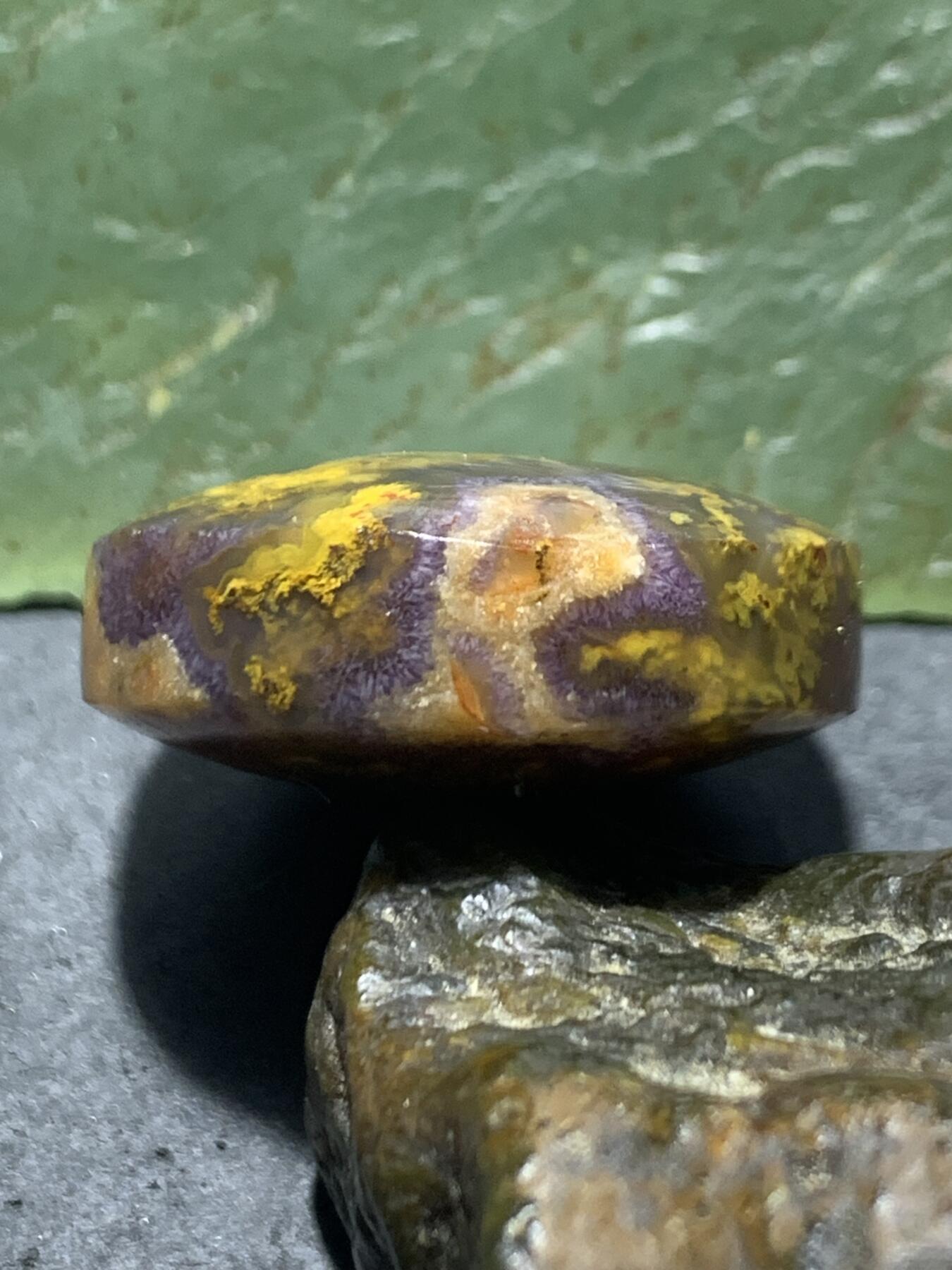 精美冻料草花纹冰飘战国红玛瑙随形平安扣一个