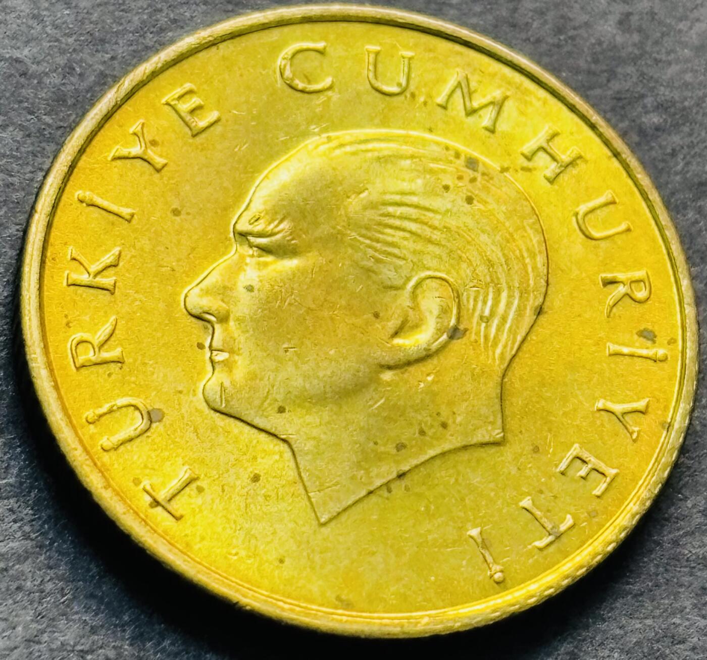 文馨钱币收藏第 284 场，【 长期接收代拍品】老藏家拍品南朝鲜李承晚时期货币，泰国大型纪念币，土耳其各时期及各国套币场 原铜光品相 1989 年土耳其 100 里拉黄铜币