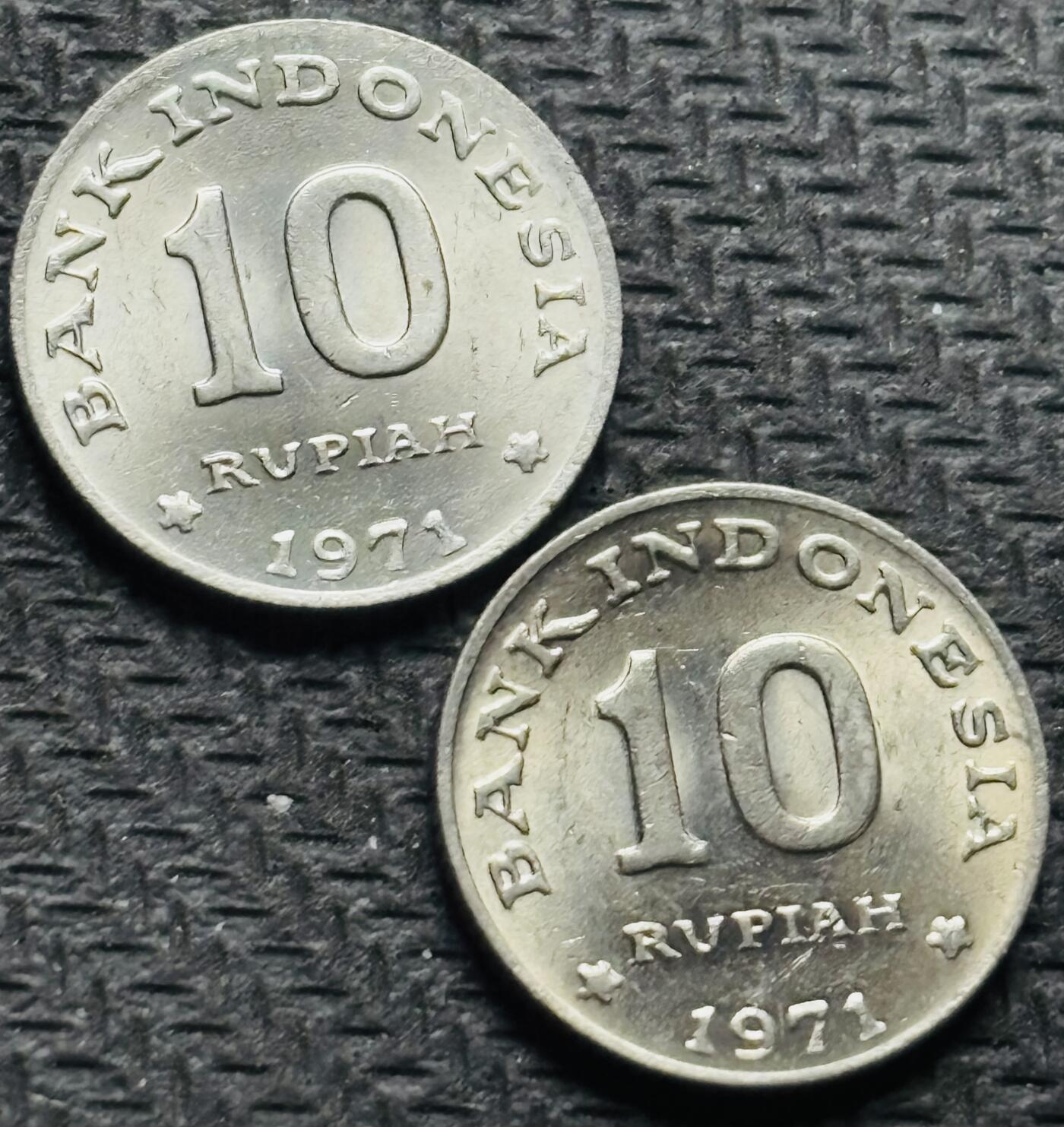 文馨钱币收藏第 284 场，【 长期接收代拍品】老藏家拍品南朝鲜李承晚时期货币，泰国大型纪念币，土耳其各时期及各国套币场 UNC印度尼西亚1971年 10卢比 粮农组织增产纪念 FAO 纪念币 2 枚