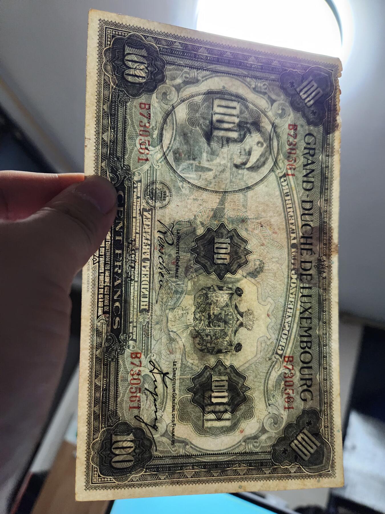 12月3号晚上8点 外国纸币自动截拍第67场 稀少色版