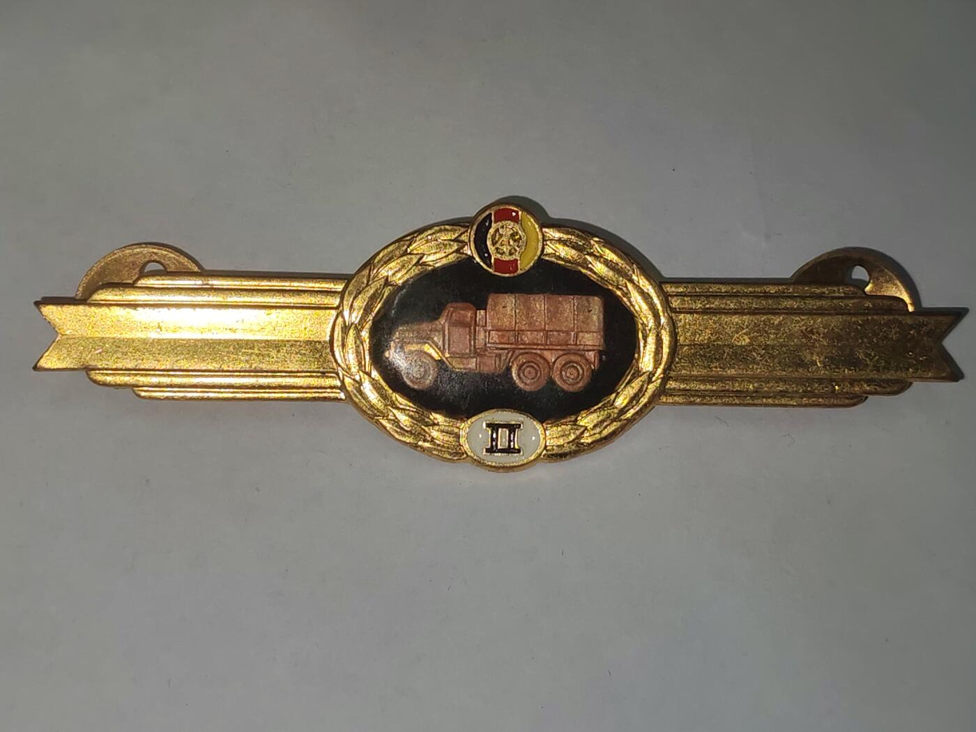 韵星假日拍卖第三十一期 -- Rimey Holidays Auction 31 民主德国二级汽车兵技能证章