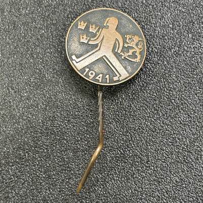 西秦中古拍卖第六十八期 - 瑞典1941年援助芬兰抗击苏联纪念章