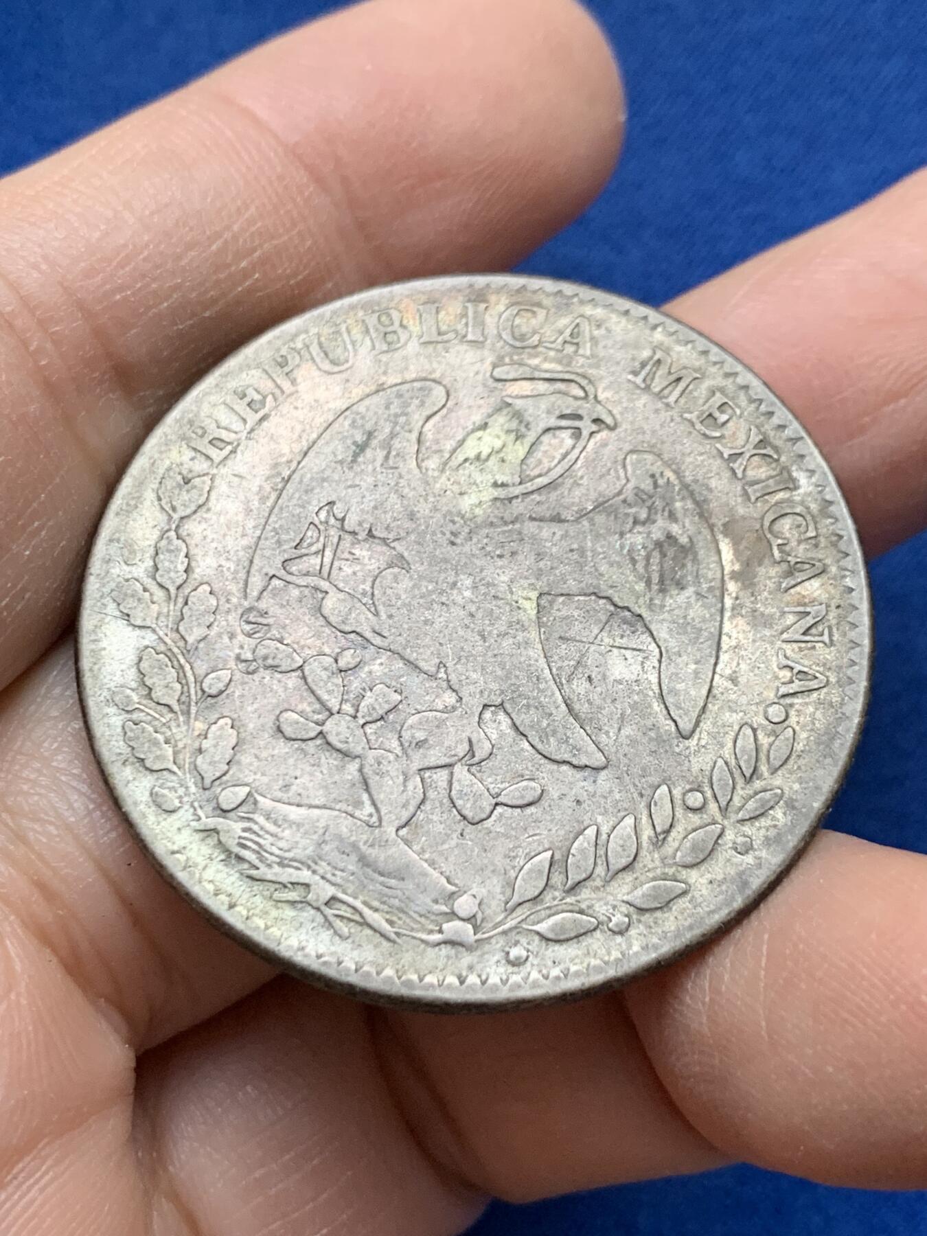 《竞宝斋》第443场 周日，周一，2场连拍 （全场包邮） 墨西哥1859 GO PF版 8R 鹰洋银币 中期版本 双面有划 细节见图