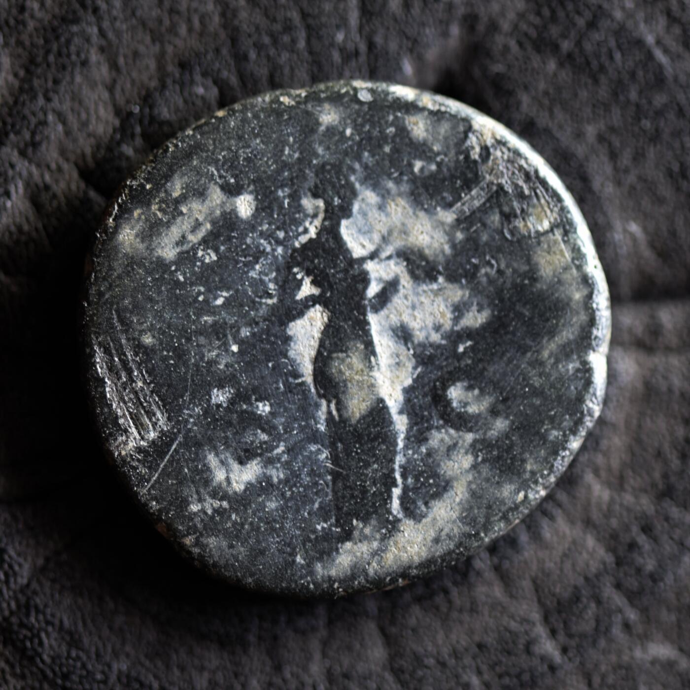 【良泉】【2025年最后一场】12月18日晚19.30点开拍！188组【直播场】西方古代钱币、丝路杂项、印章！ 9.91克，公元125-128年【古罗马】五贤帝-哈德良打制“健康女神-萨卢斯”阿斯铜币