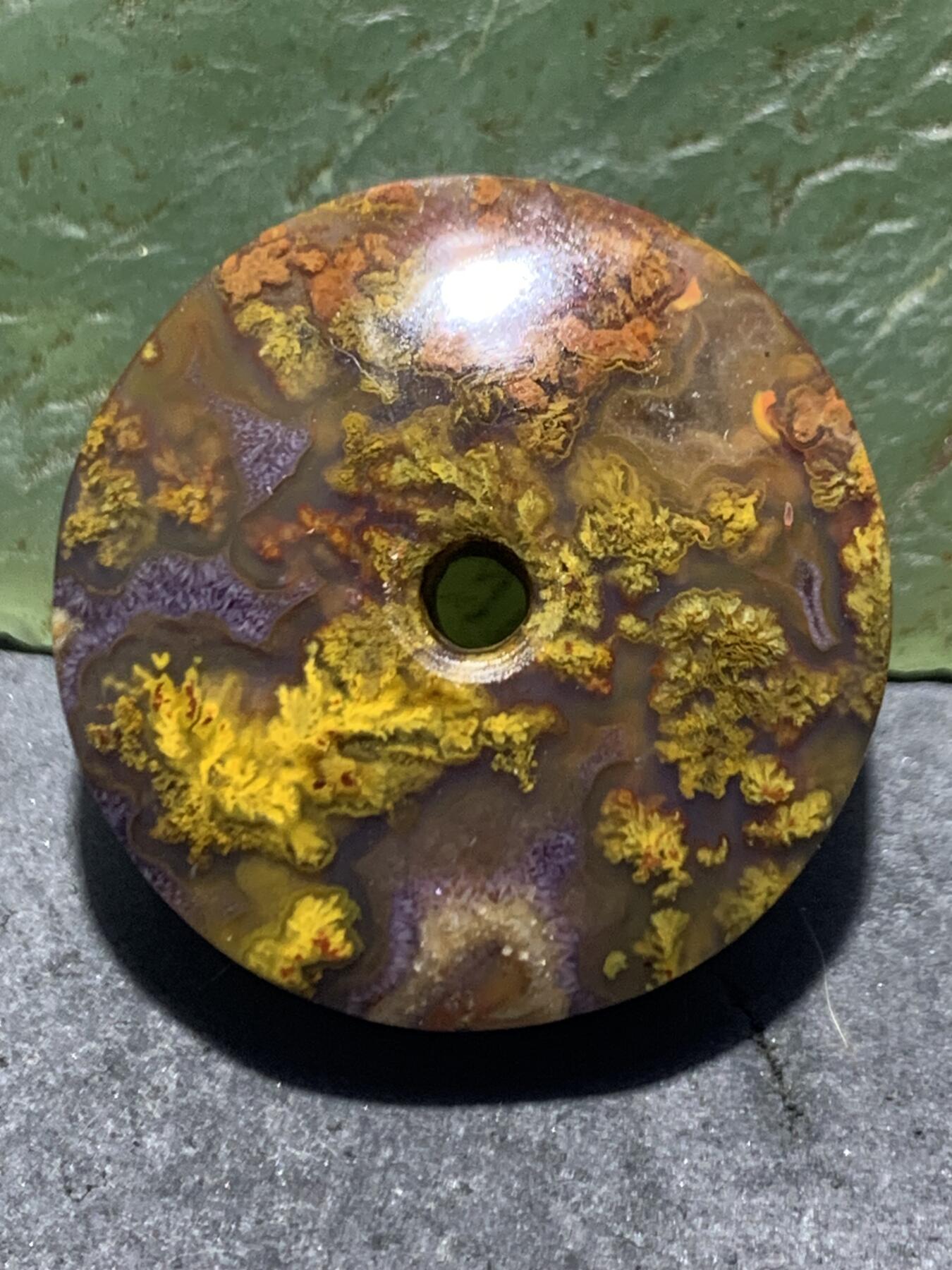 精美冻料草花纹冰飘战国红玛瑙随形平安扣一个