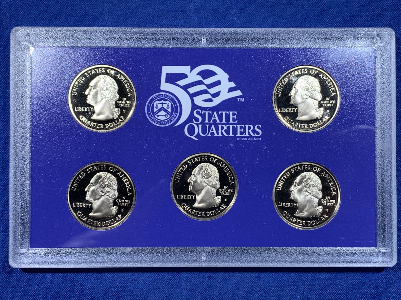 《竞宝斋》第443场 周日，周一，2场连拍 （全场包邮） 美国2003年精制套币和精制州币5枚 细节见图