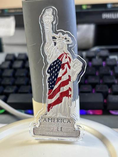 第183期拍卖 - 所罗门2022年美国自由女神2盎司异形彩色纪念银币，999银，发行2500枚，有氧化