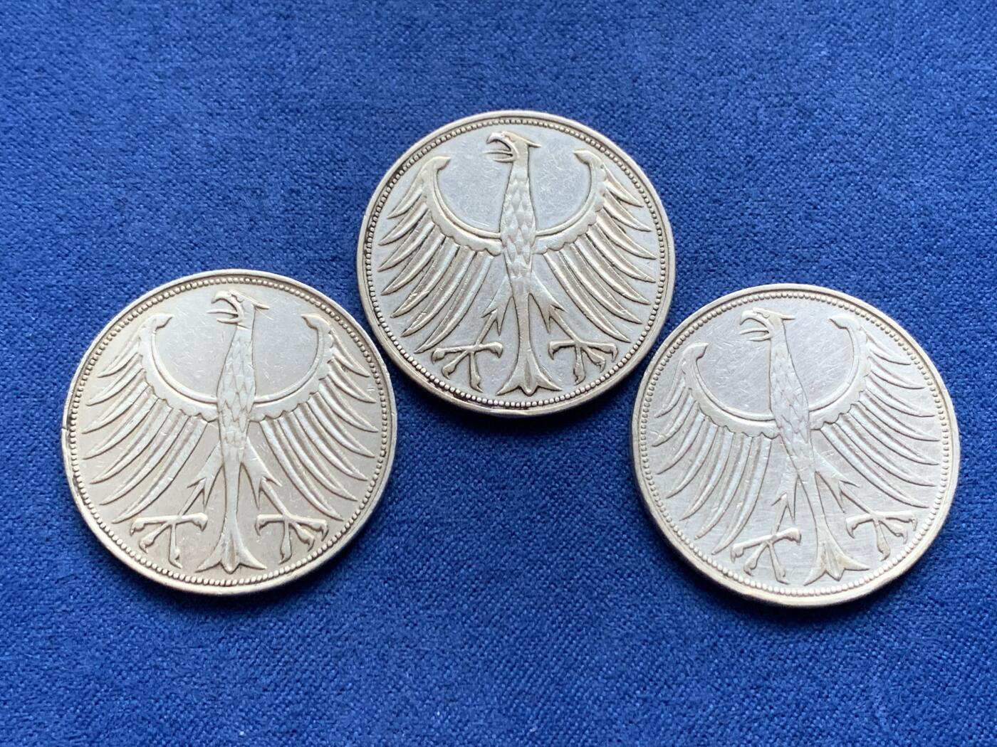 《竞宝斋》第443场 周日，周一，2场连拍 （全场包邮） 三枚一组 德国1951年5马克银币