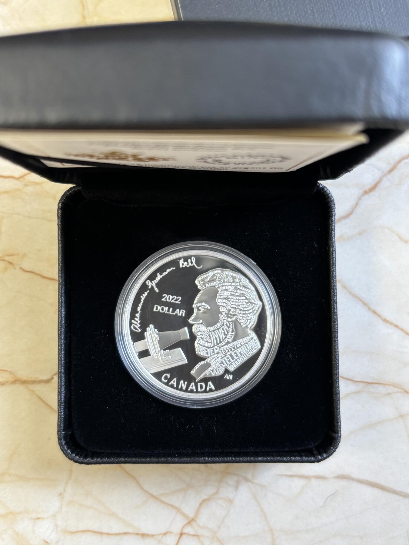 第183期拍卖 加拿大2022年电话发明家贝尔逝世百年精制纪念银币，9999银，23.17克，