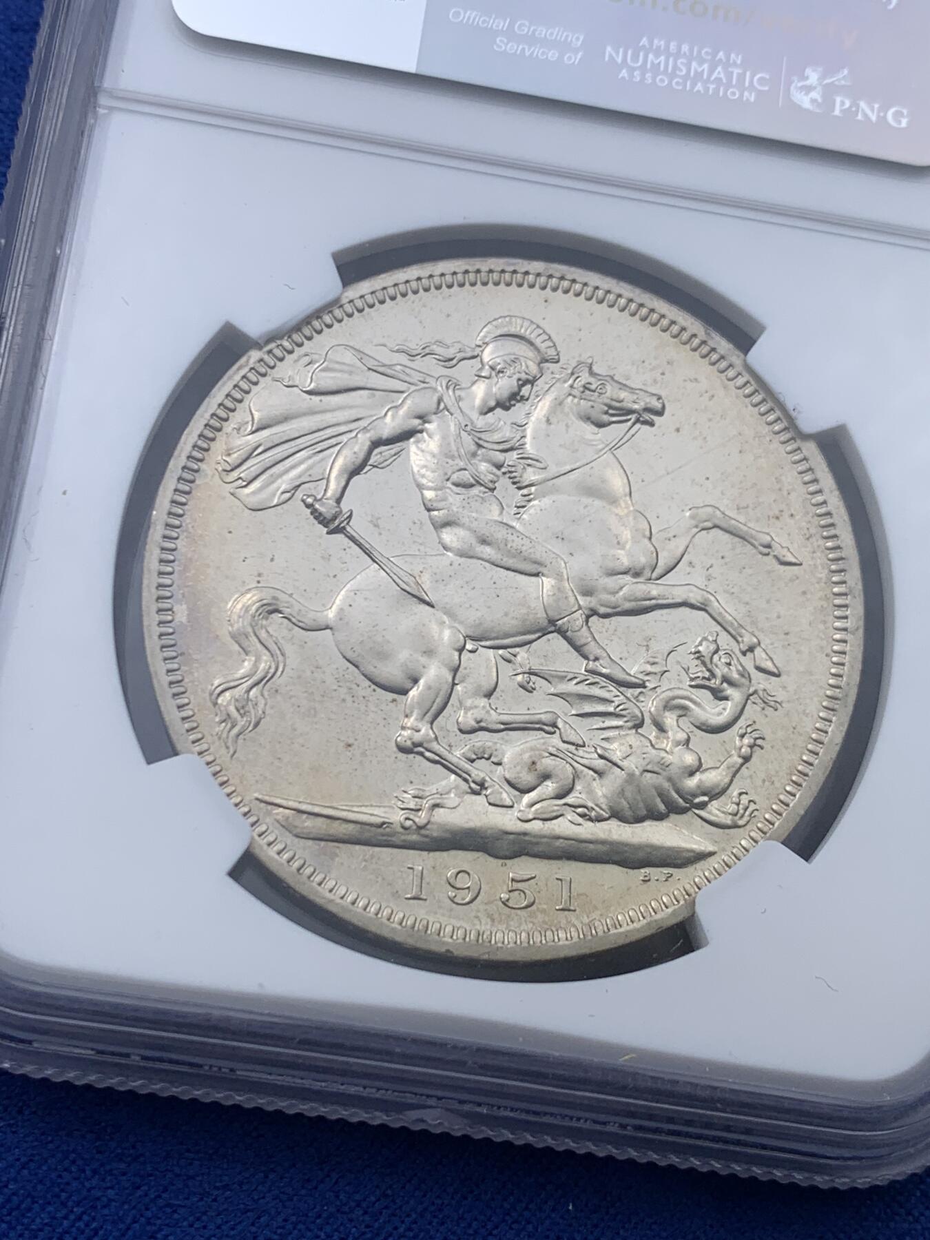 《竞宝斋》第443场 周日，周一，2场连拍 （全场包邮） NGC PL64 英国1951年乔六马剑克朗 最后的镍马剑