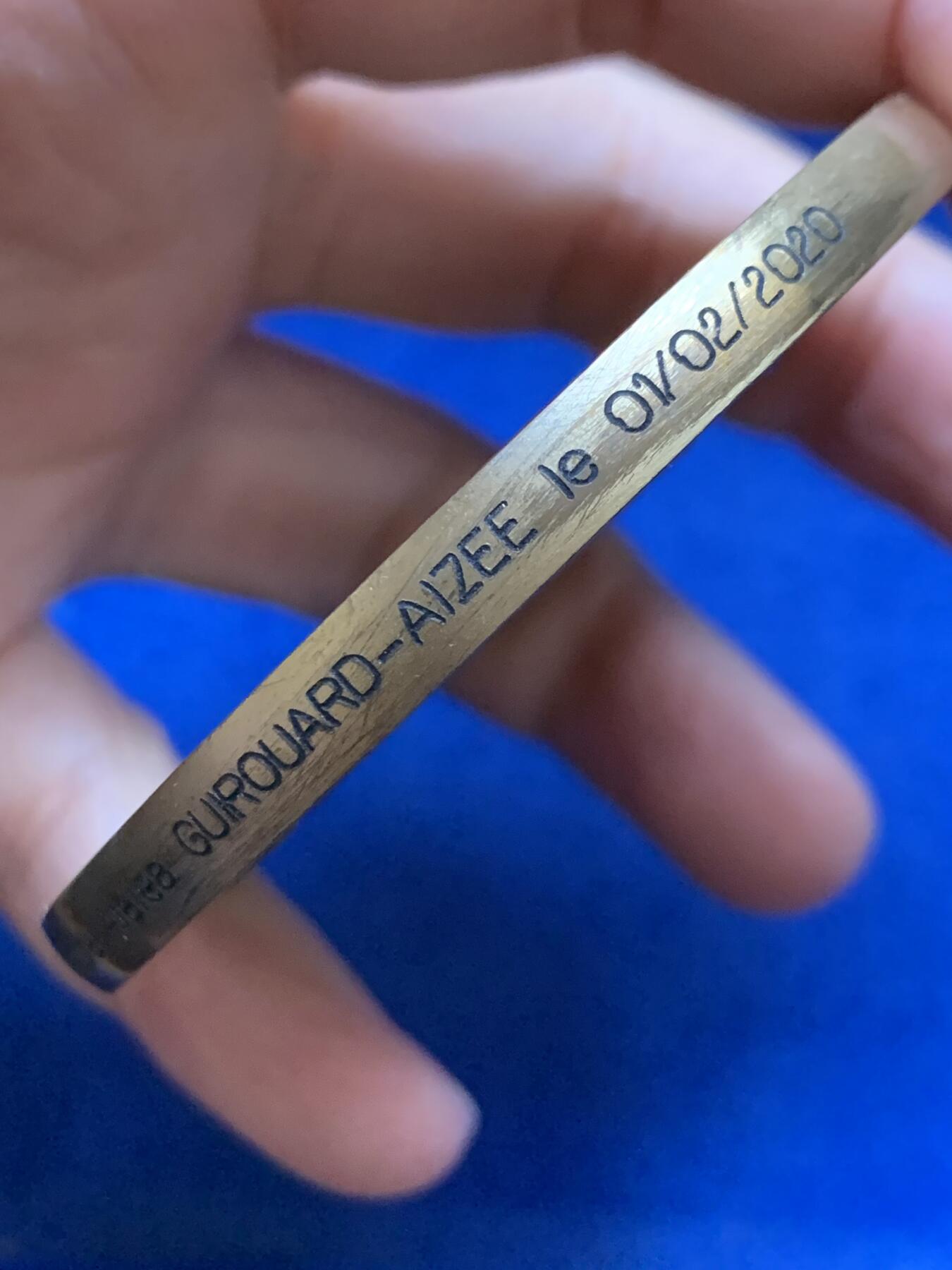 《竞宝斋》第443场 周日，周一，2场连拍 （全场包邮） 法国圣麦迪地区千年发展纪念章 176克 69mm 边铭刻字