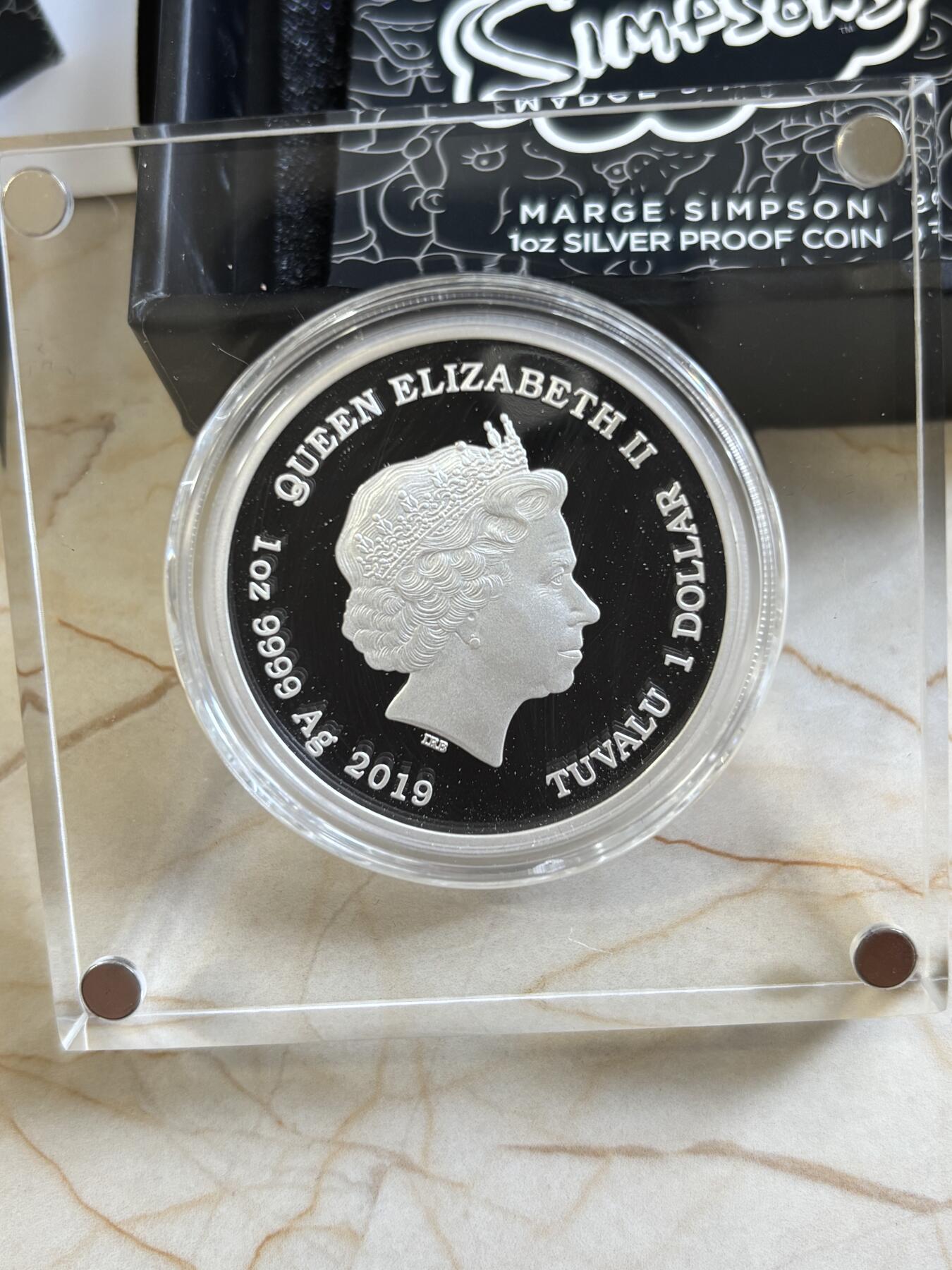 第183期拍卖 图瓦卢2019年辛普森一家彩色1盎司纪念银币，9999银，发行5000枚