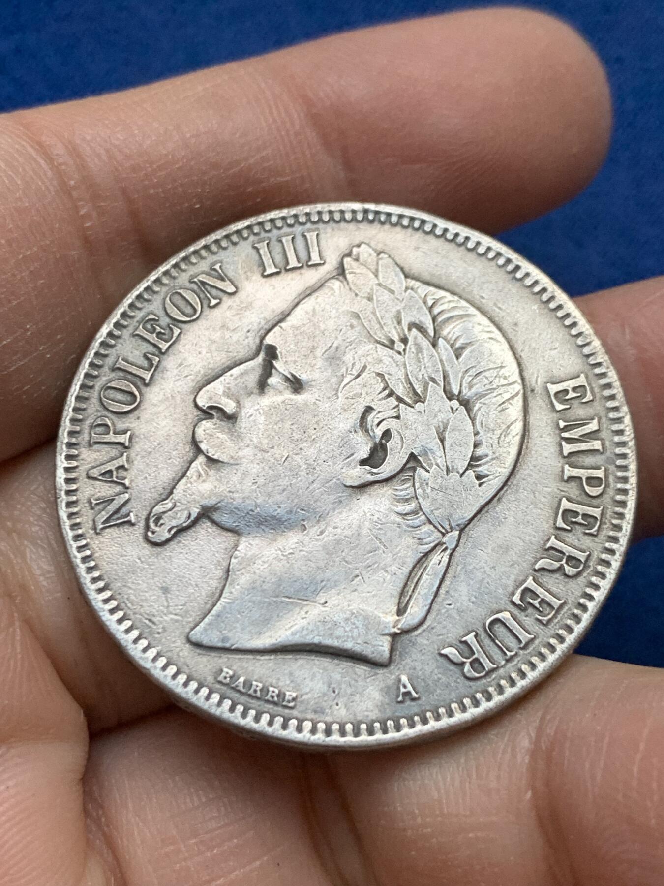 《竞宝斋》第443场 周日，周一，2场连拍 （全场包邮） 法国1870年拿破仑三世5法郎银币 重约24.74克 细节见图