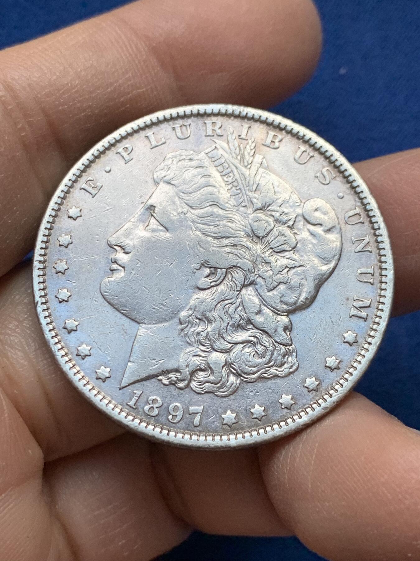 《竞宝斋》第443场 周日，周一，2场连拍 （全场包邮） 美国1897年摩根1美元银币 细节见图