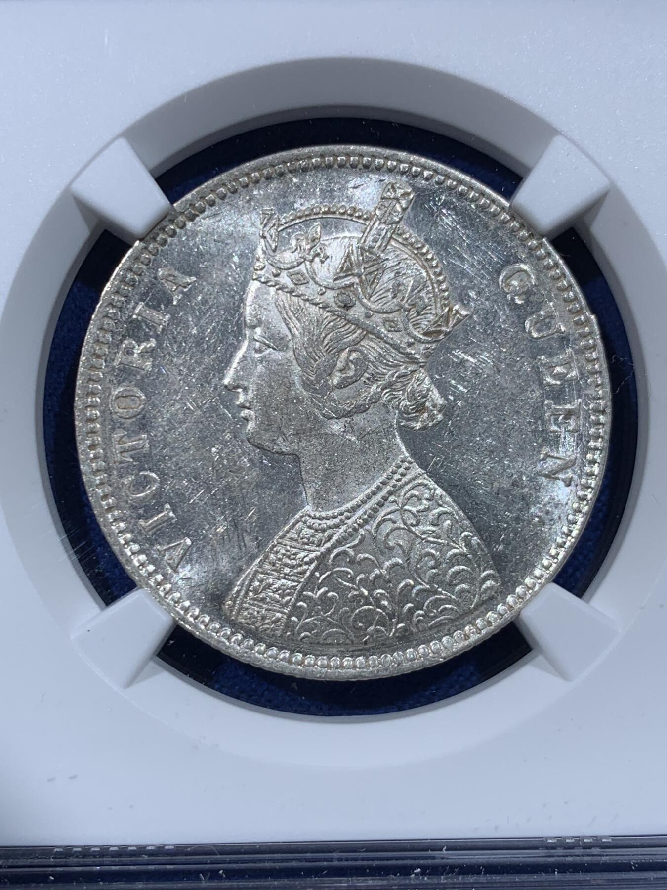 《竞宝斋》第443场 周日，周一，2场连拍 （全场包邮） NGC MS62 英属印度 1862年 维多利亚 1卢比 银币 原光好品