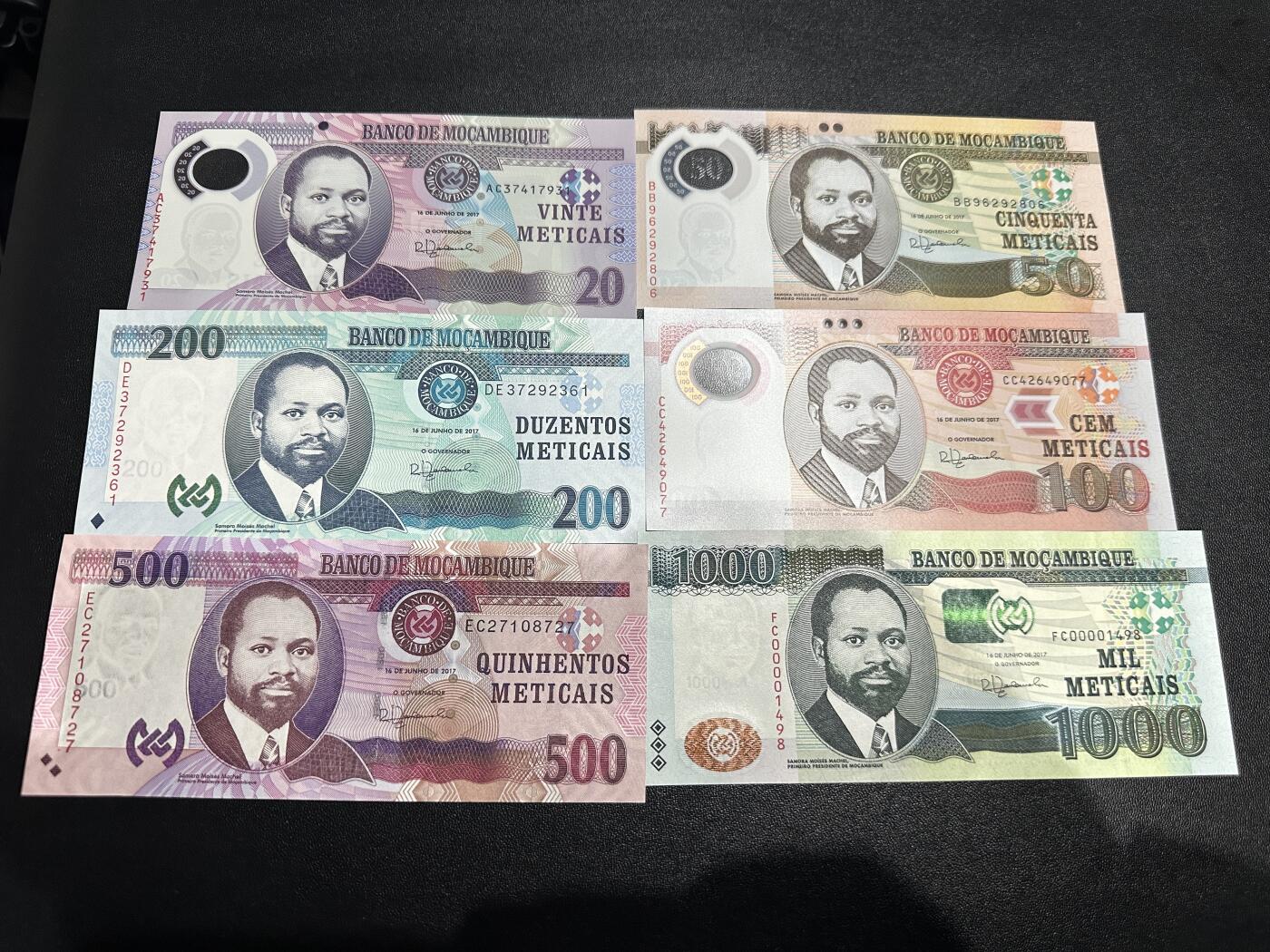 《外钞收藏家》第五百九十期（欧洲强钞、港币、硬通货及丰富裸币大拍场）（本平台长期征集拍品、欢迎藏友们联系合作） 2017年莫桑比克20-1000面额 六张一起 全新UNC （1498）