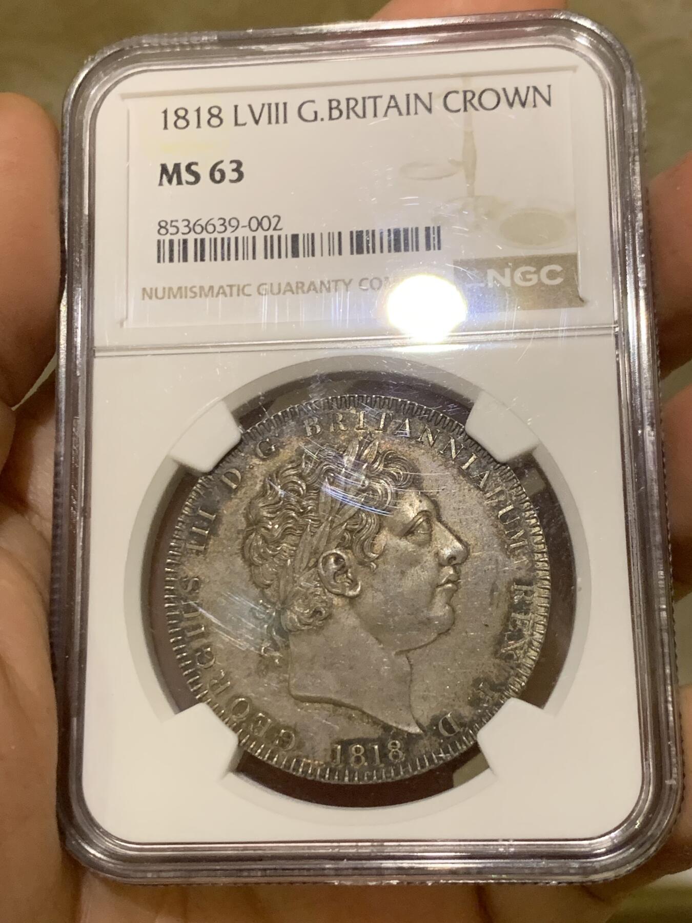 《竞宝斋》第443场 周日，周一，2场连拍 （全场包邮） NGC MS63 英国1818年乔治三世马剑克朗，马剑首年，乔三克朗三个年份中发行量最少的，包浆醇厚，近期价格不断攀升。