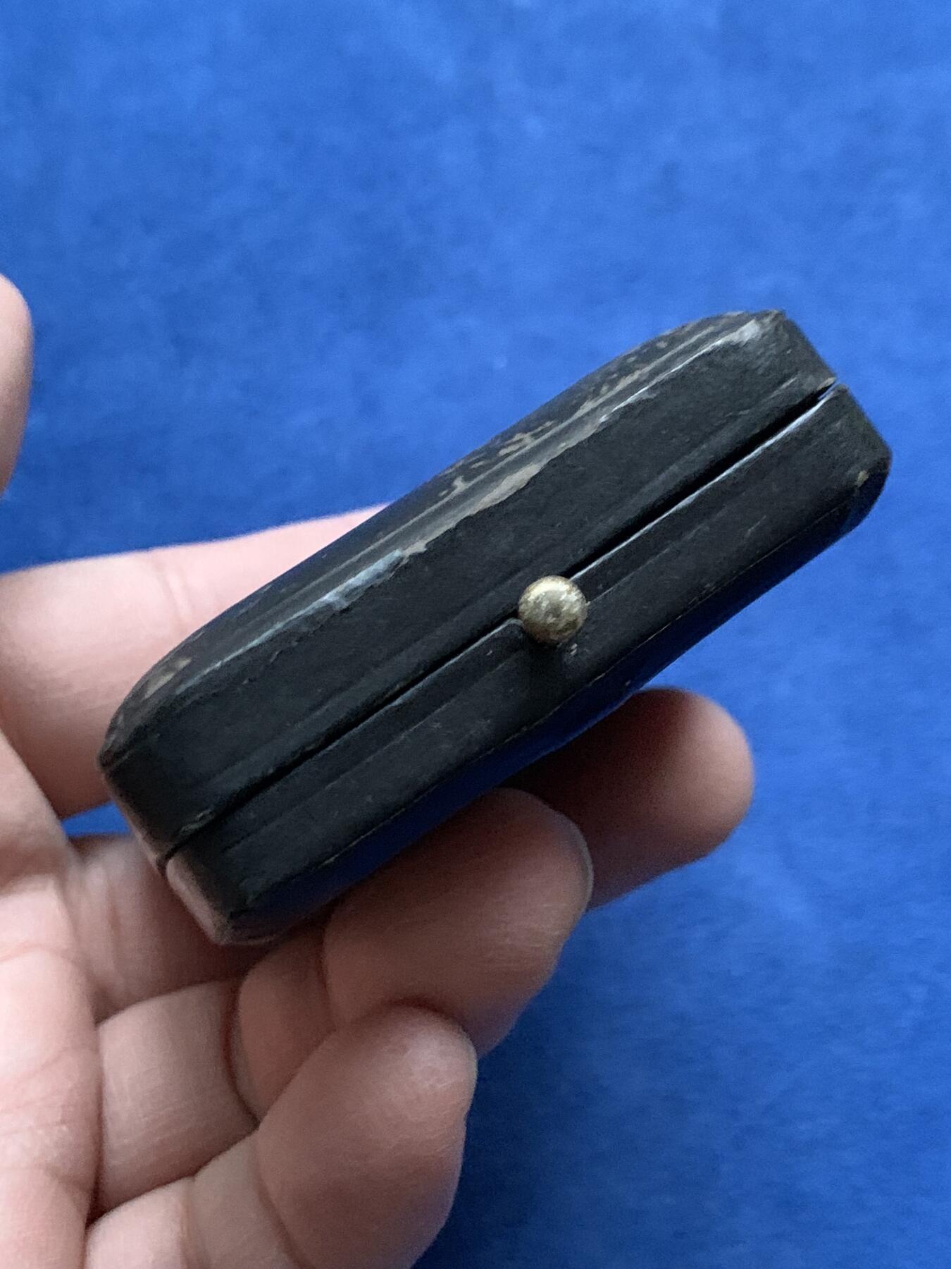 《竞宝斋》第443场 周日，周一，2场连拍 （全场包邮） 耶稣会学院纪念铜章 高浮雕 好细节 23.3克 40.2mm 带盒  正面：依纳爵·罗耀拉，耶稣会创始人