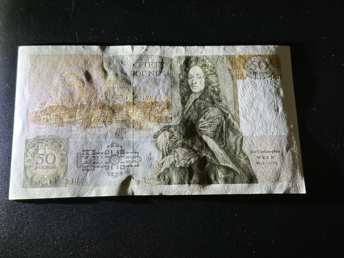 《外钞收藏家》第五百九十期（欧洲强钞、港币、硬通货及丰富裸币大拍场）（本平台长期征集拍品、欢迎藏友们联系合作） 英国D序列50镑 UNC-