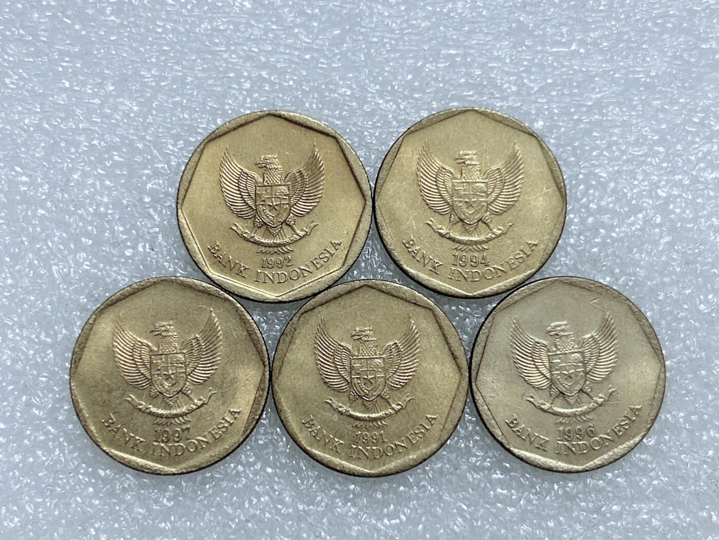 第一海外回流一元起拍收藏 散集专场  第274期 印度尼西亚100卢比铜币 5枚 带光品