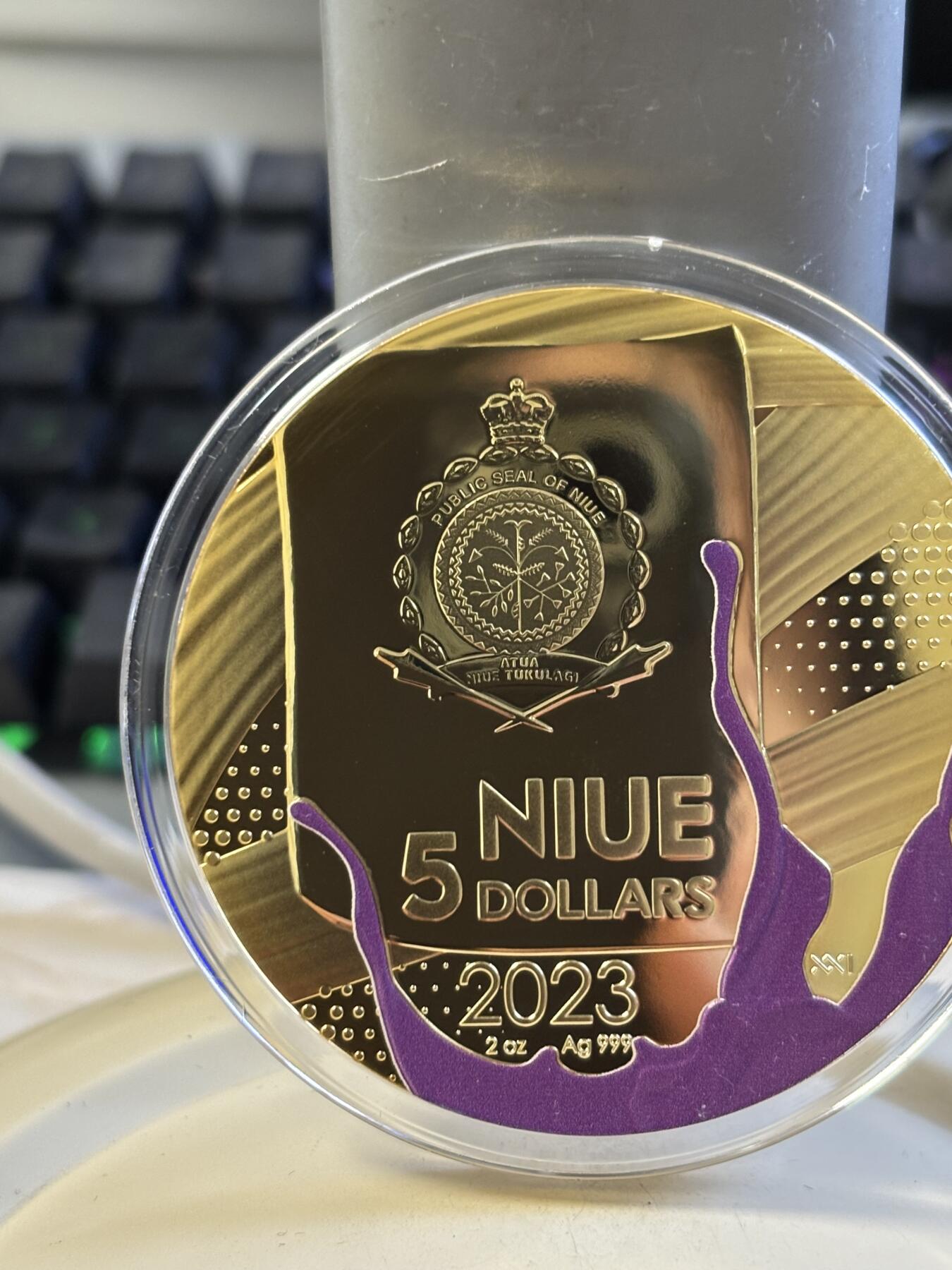 第183期拍卖 纽埃2023年波普艺术系列蒙娜丽莎2盎司纪念彩银币，999银，发行500枚