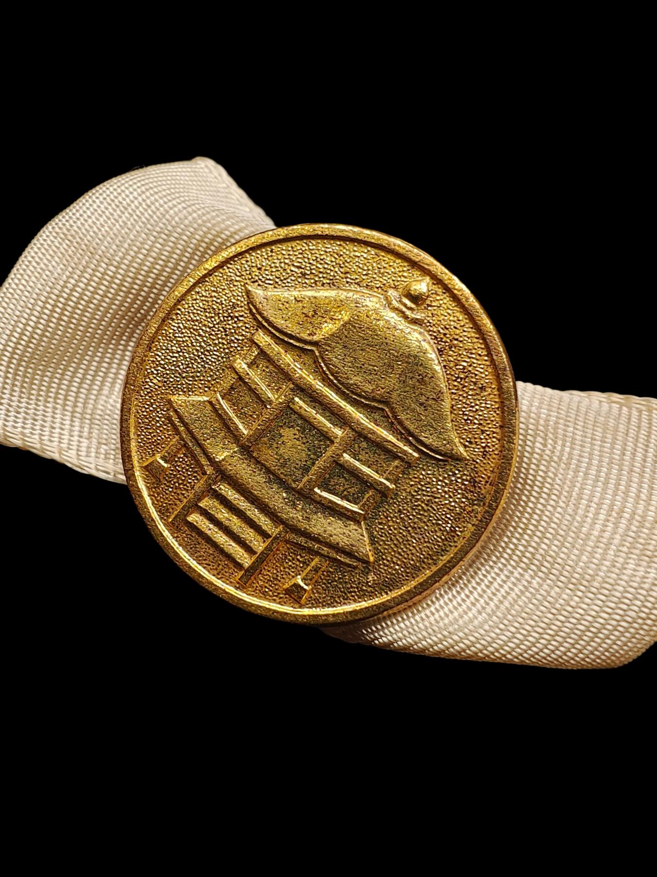 昭和七年1932年大谷派本愿寺两御法要铜鎏金庆赞纪念章