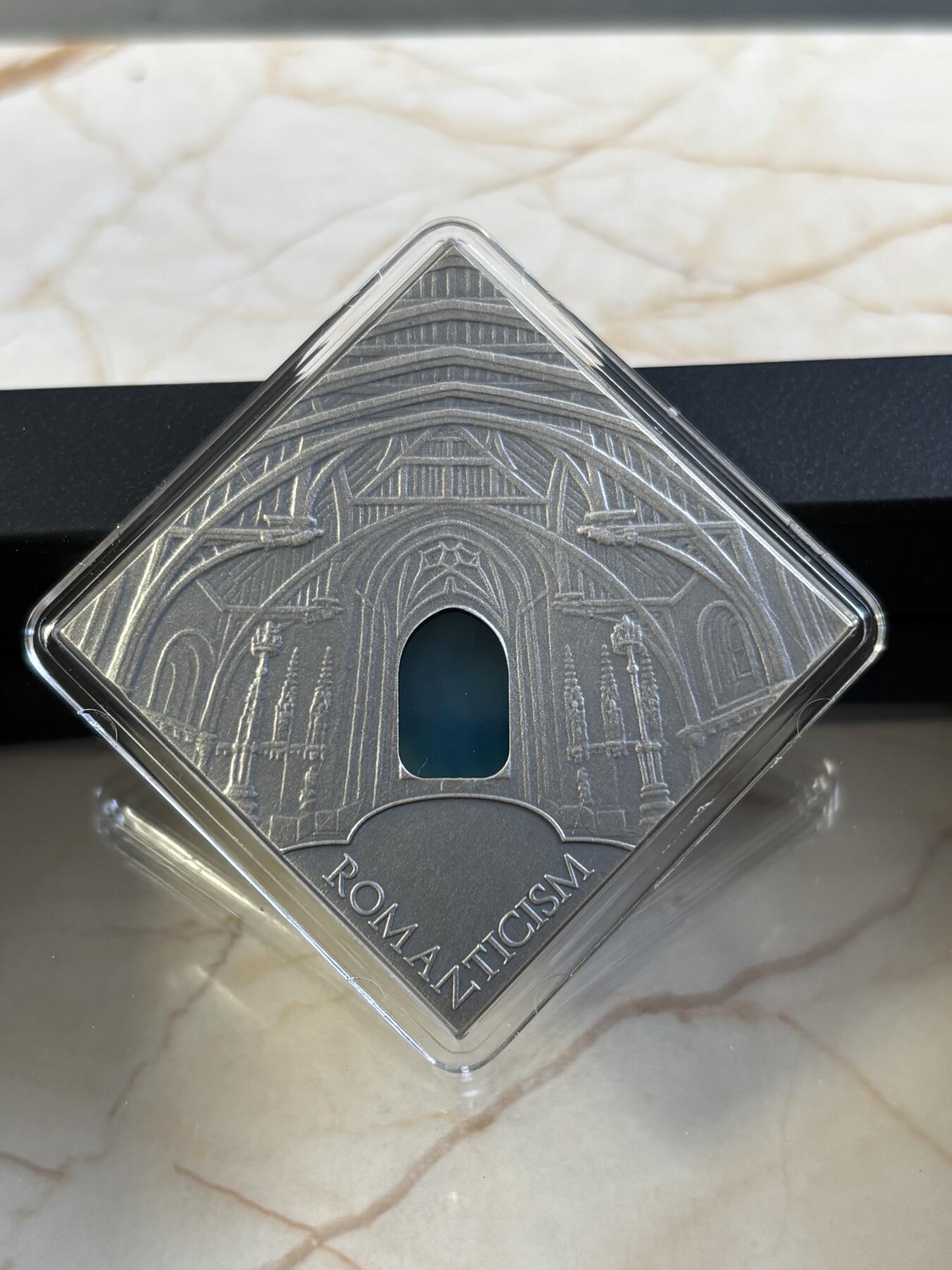 第183期拍卖 纽埃2014年1元 艺术改变世界 浪漫主义建筑 纪念银币 ，999银，28.28克，发行3333枚